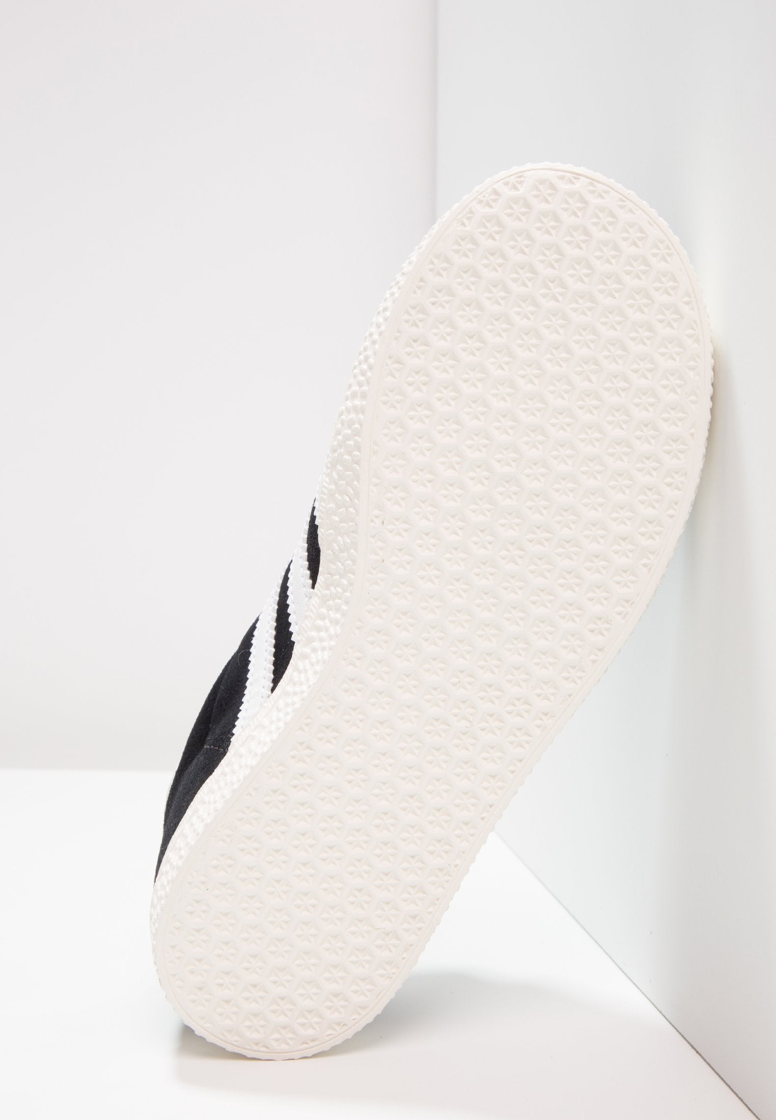 GAZELLE UNISEX - أحذية رياضية - أسود أساسي/أبيض/ذهب معدني