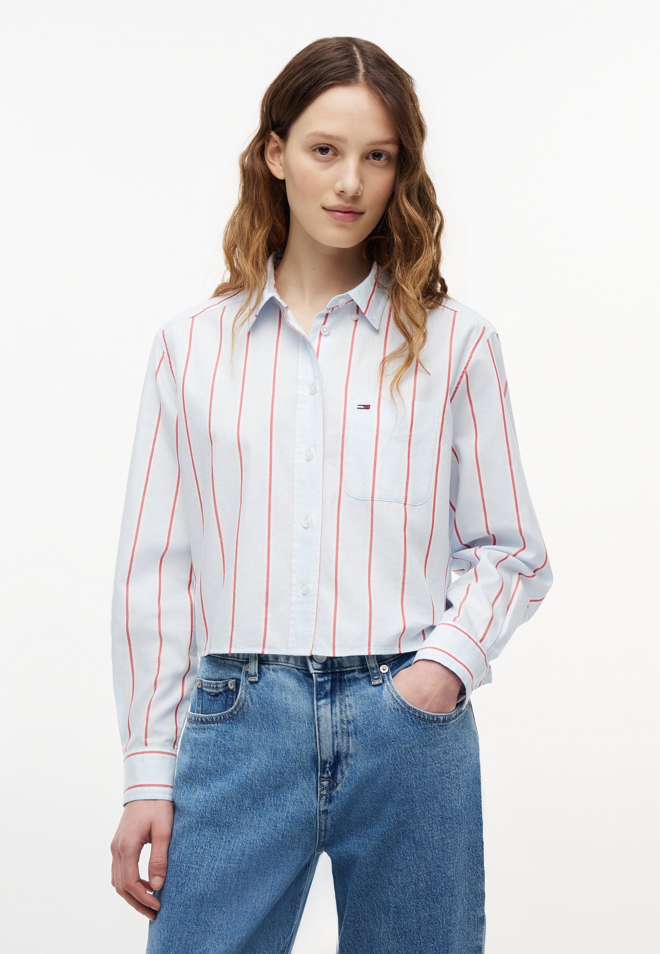 CROP SHIRT - Button-down blouse - kingly blue