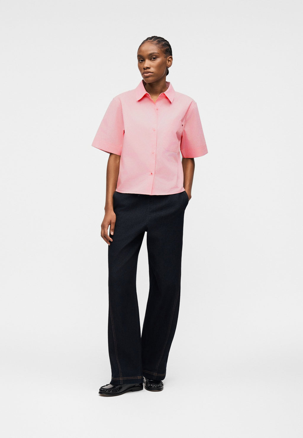 CLASSIC POPLIN SHORT SLEEVE SHIRT - Button-down blouse - bonita pink