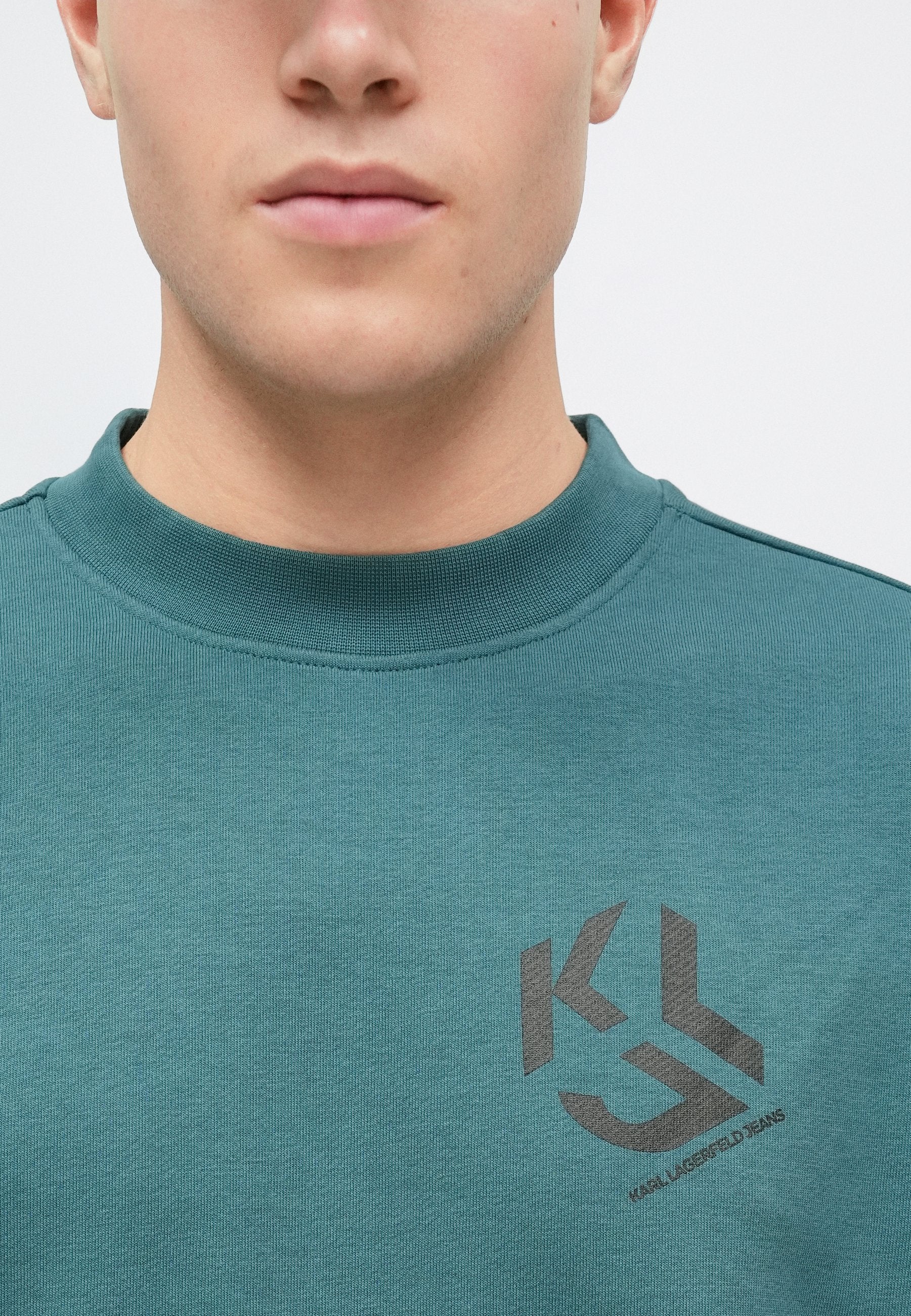 MONOGRAM PATCH - Sweatshirt - balsam