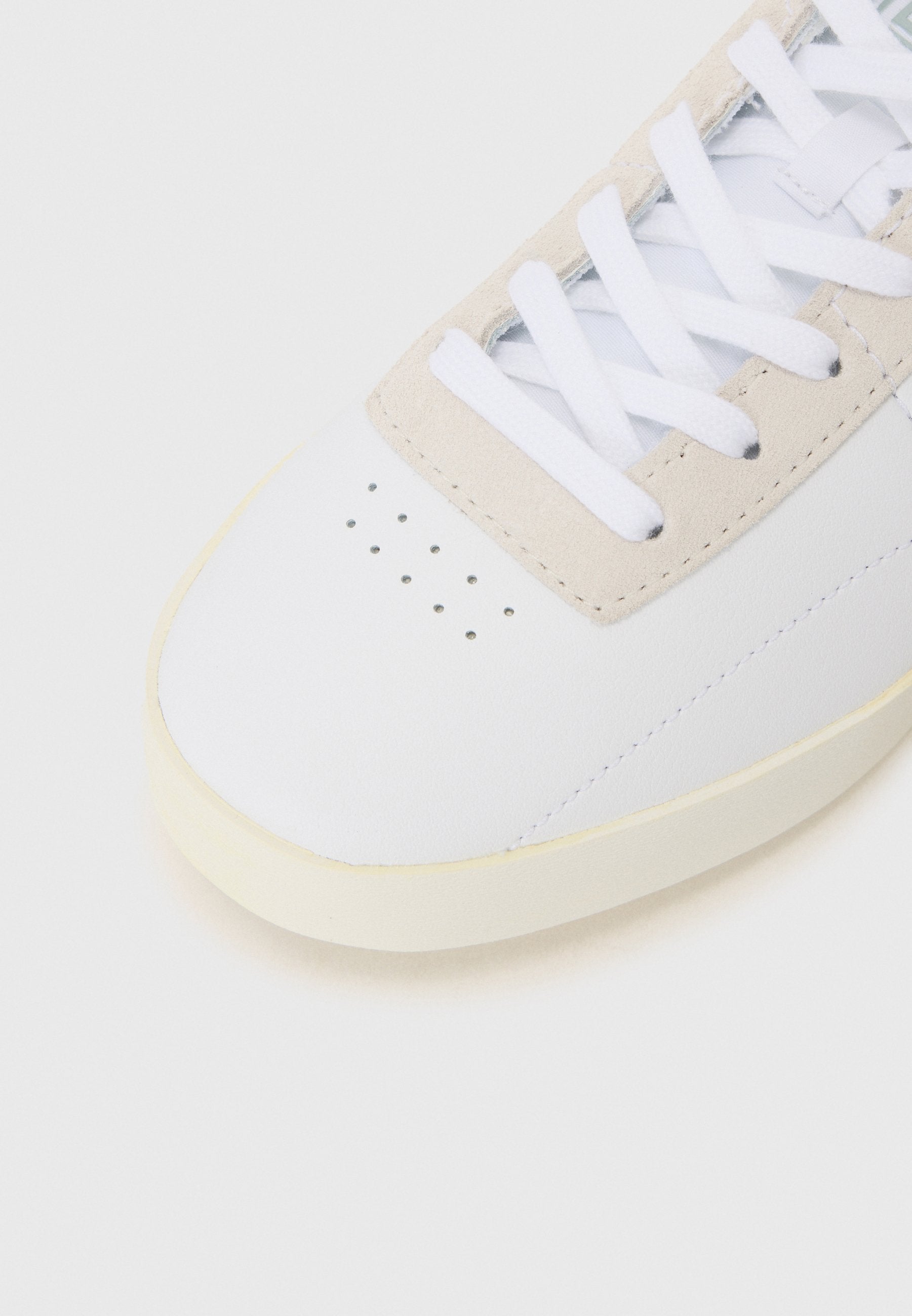 AURA 225 - Trainers - white/off-white