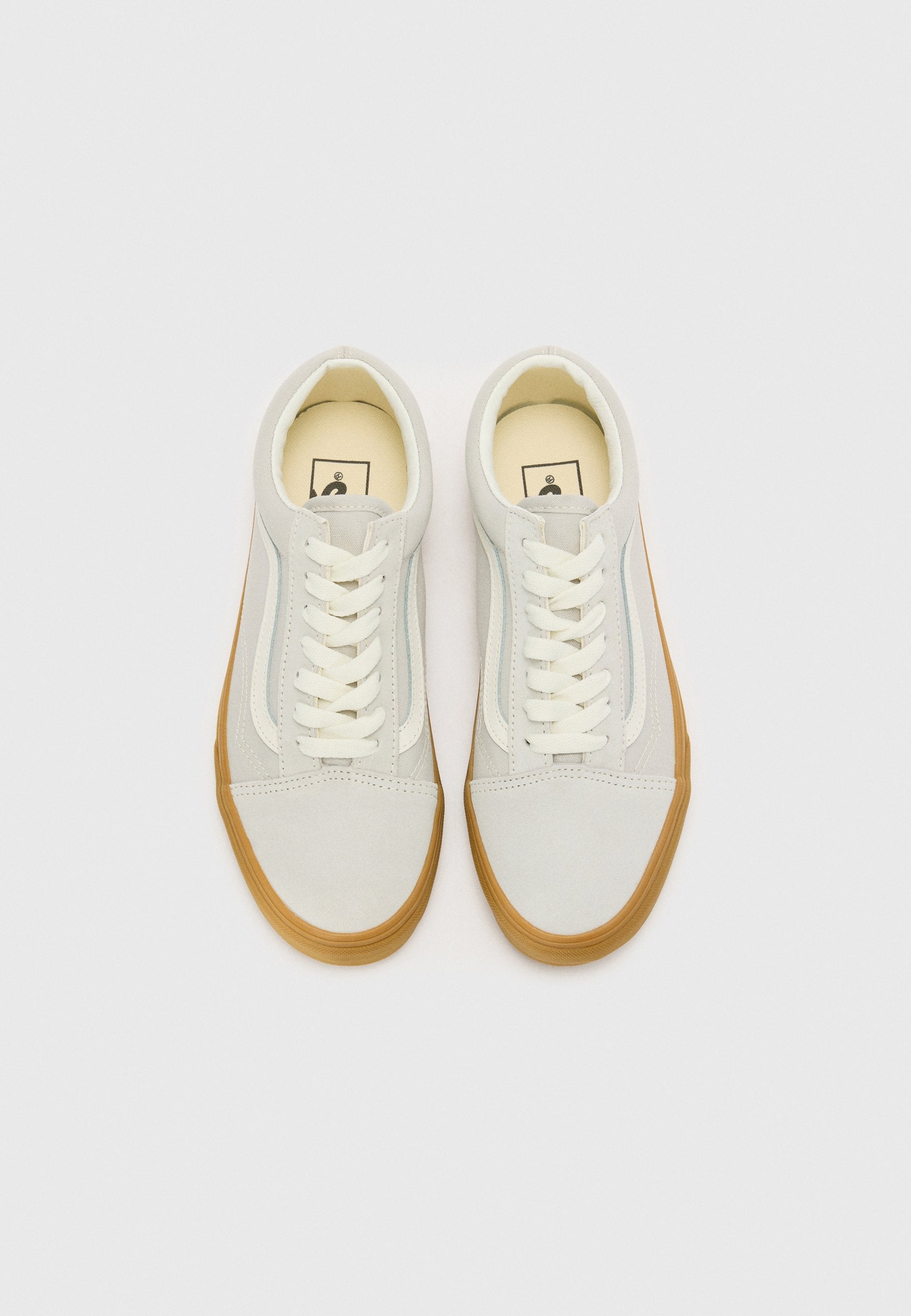 OLD SKOOL UNISEX - Skate shoes - gray/gum