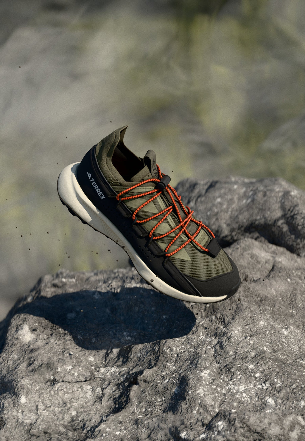 VOYAGER 21 TRAVEL - Hiking shoes - olive strata/core black