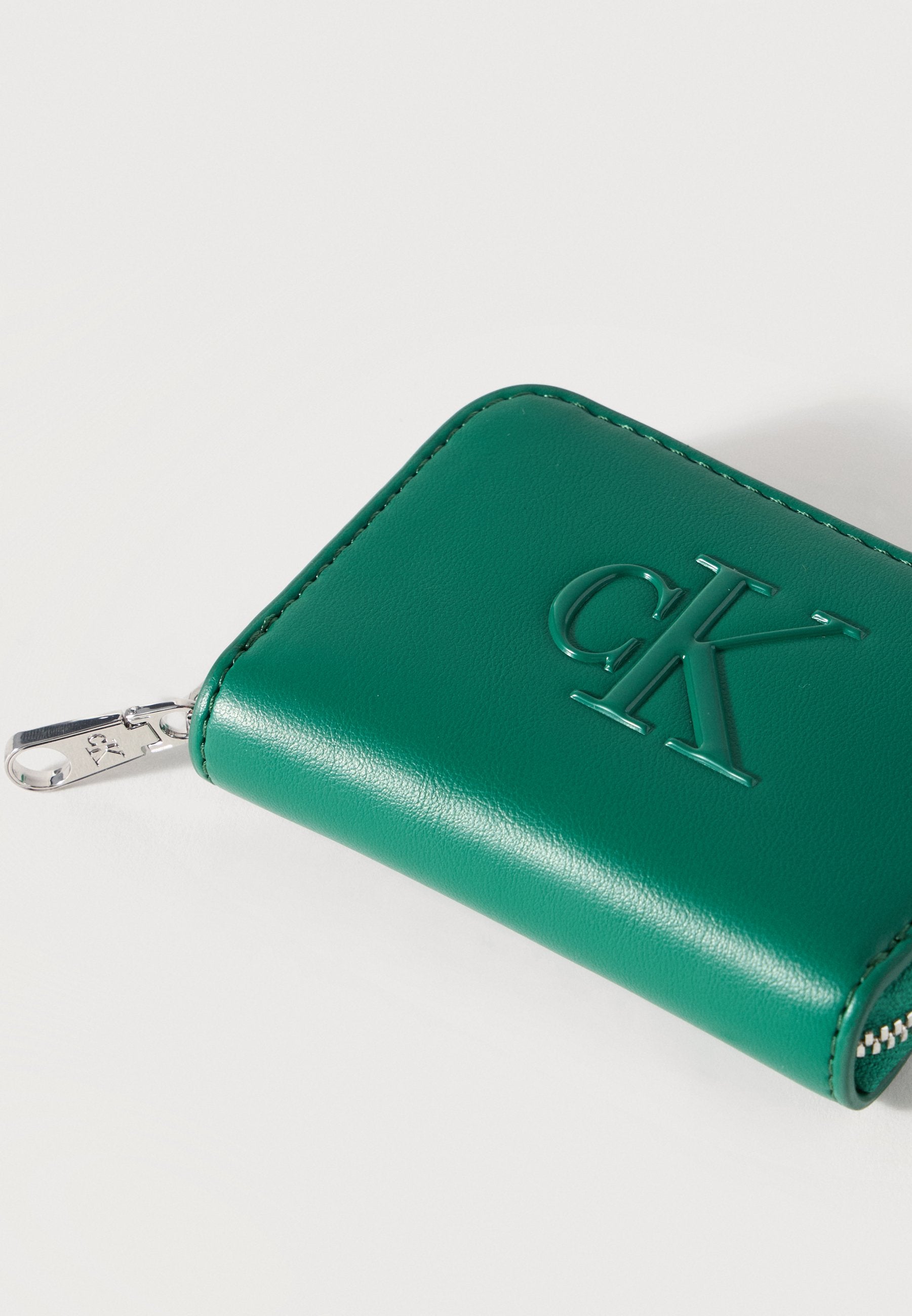 BOLD MEDIUM ZIP AROUND - Wallet - enchanted forest