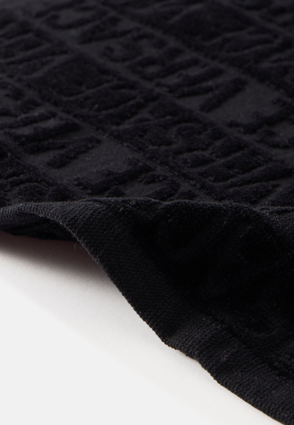 BATH TOWEL - Towel - black