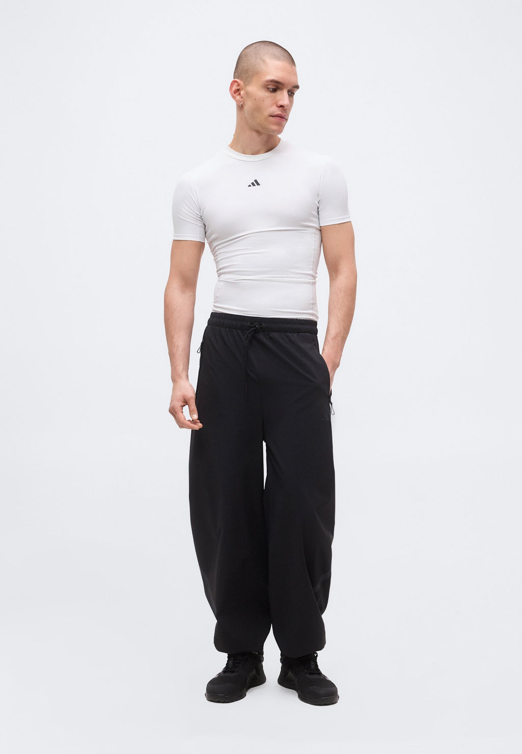Z.N.E. - Tracksuit bottoms - black
