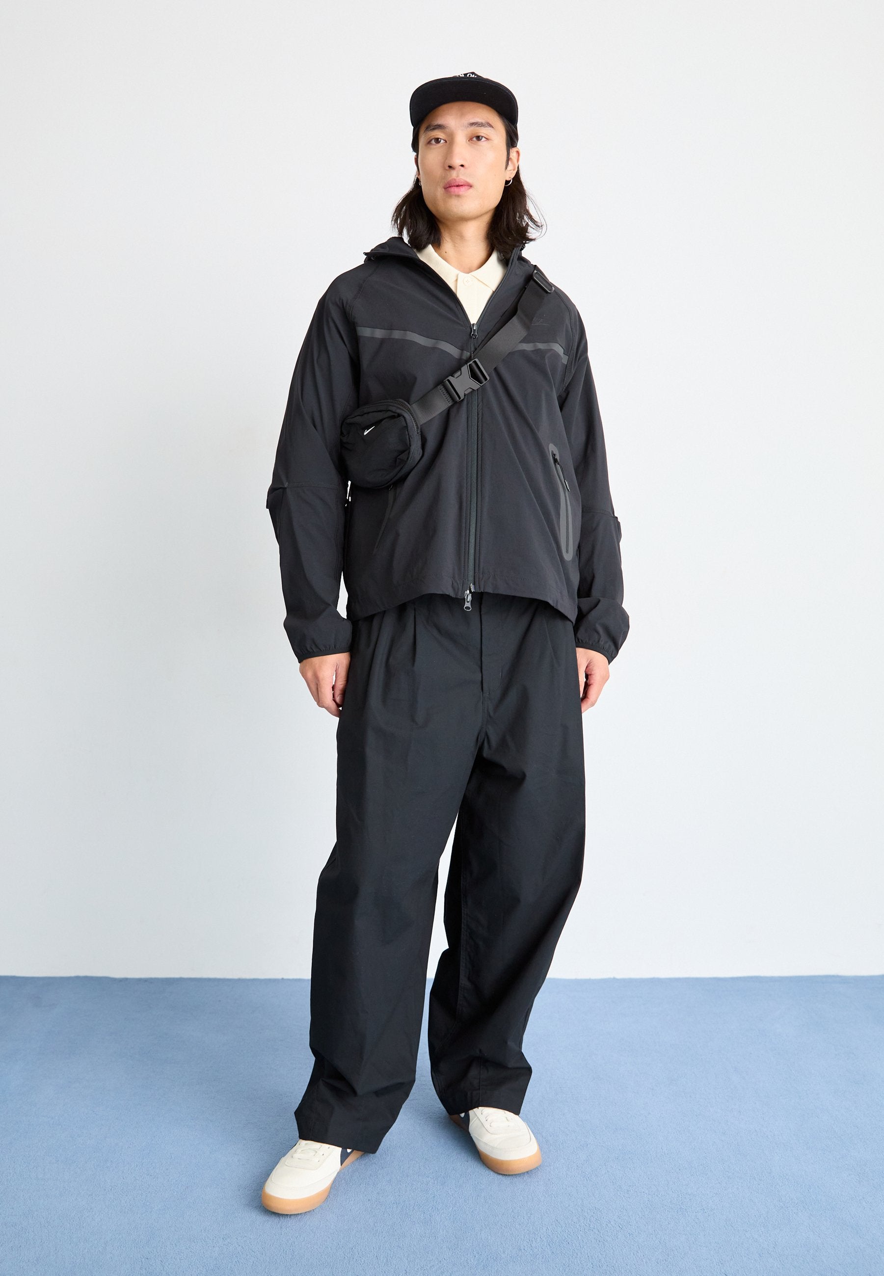 Windbreaker - black