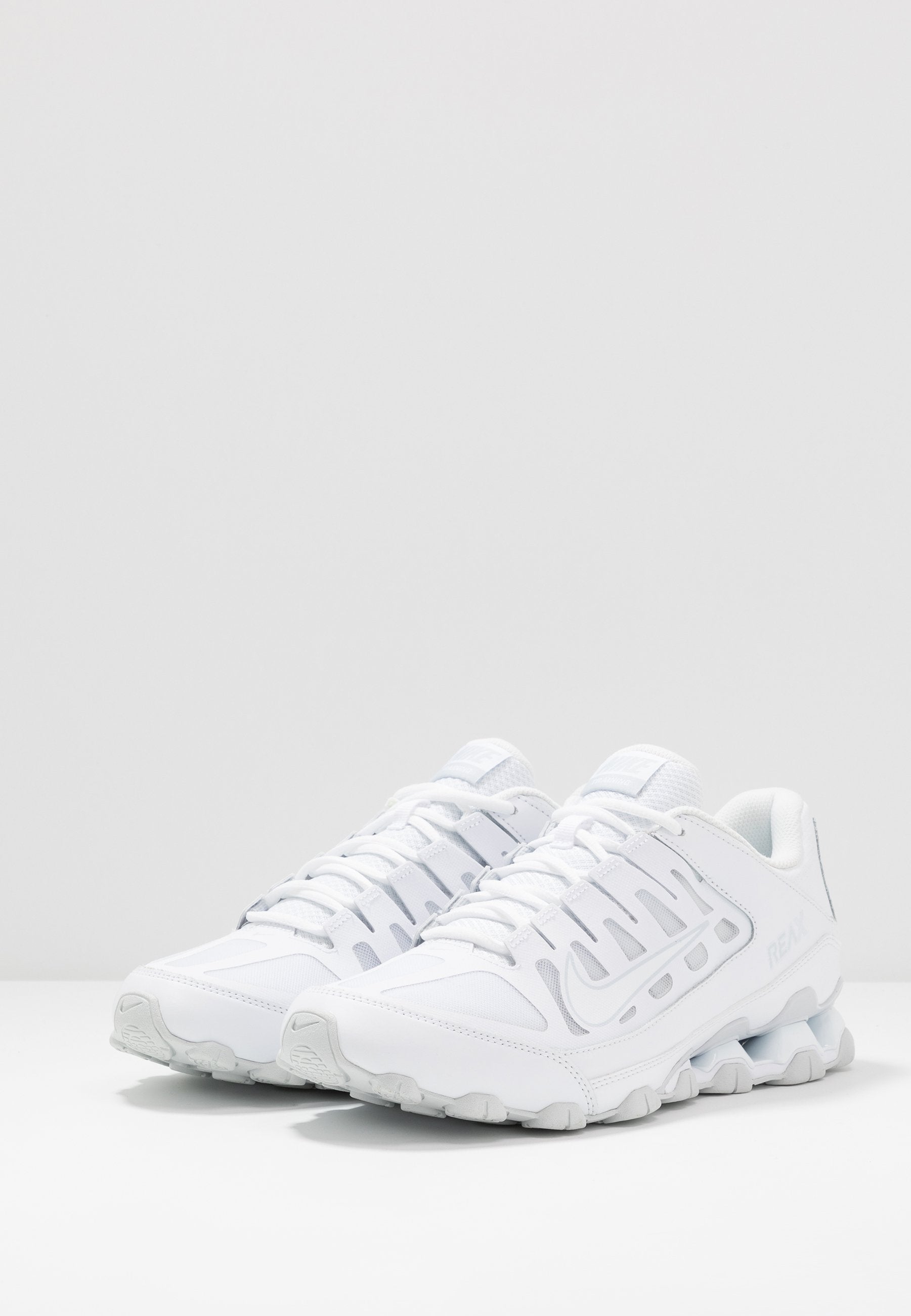 REAX 8 - Training shoe - white/pure platinum