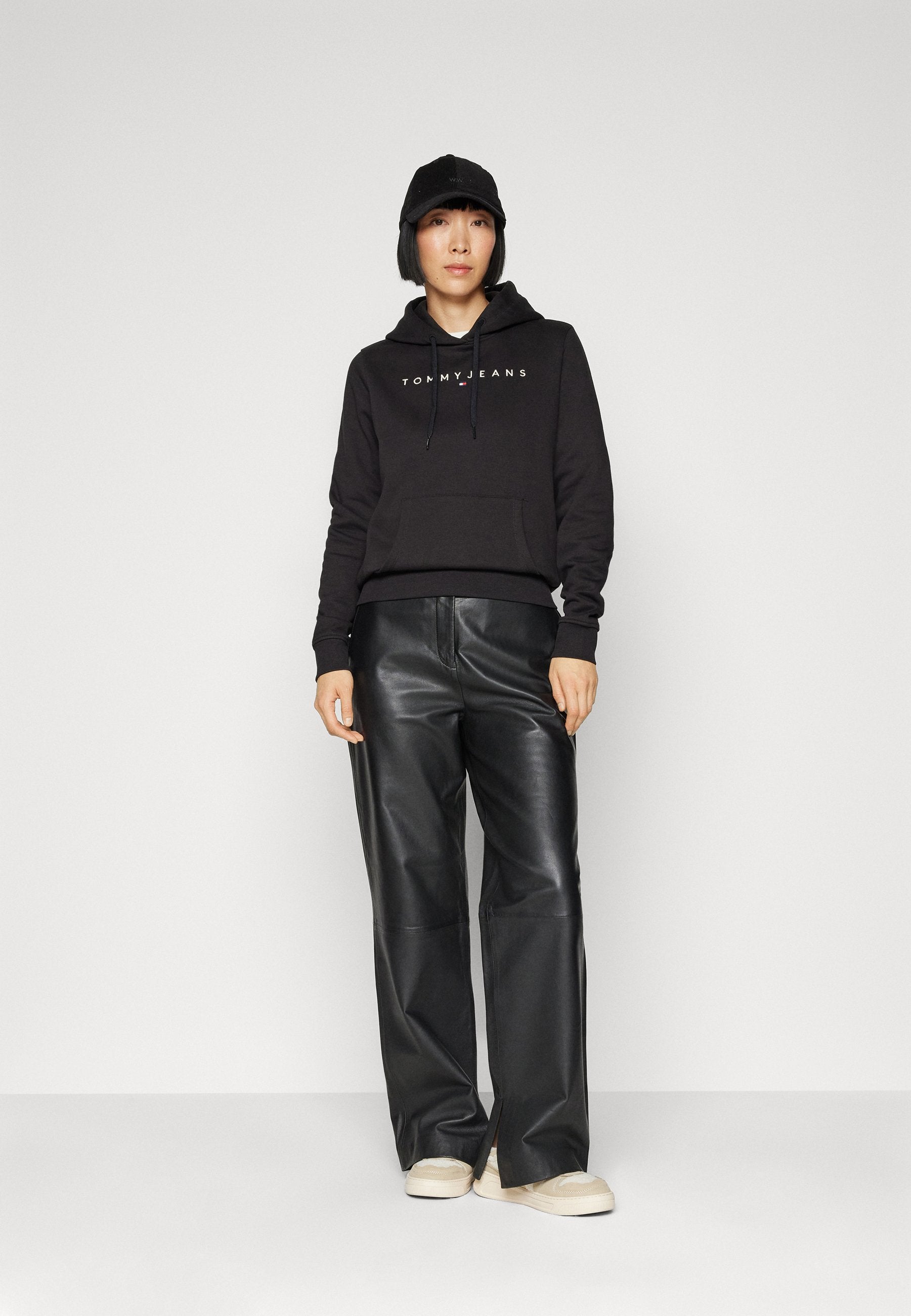 LINEAR LOGO FLEECE DRAWSTRING HOODY - Hoodie - black