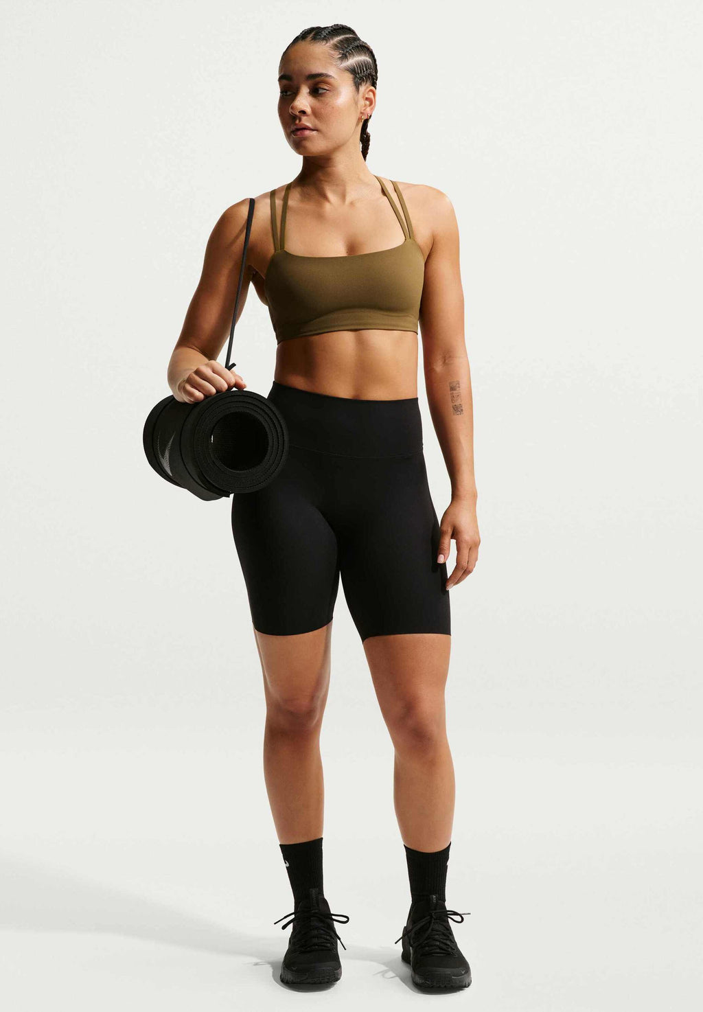 W NK DF ZENVY STRAPPY BRA - Soutien-gorge de sport à maintien léger - olive flak/white