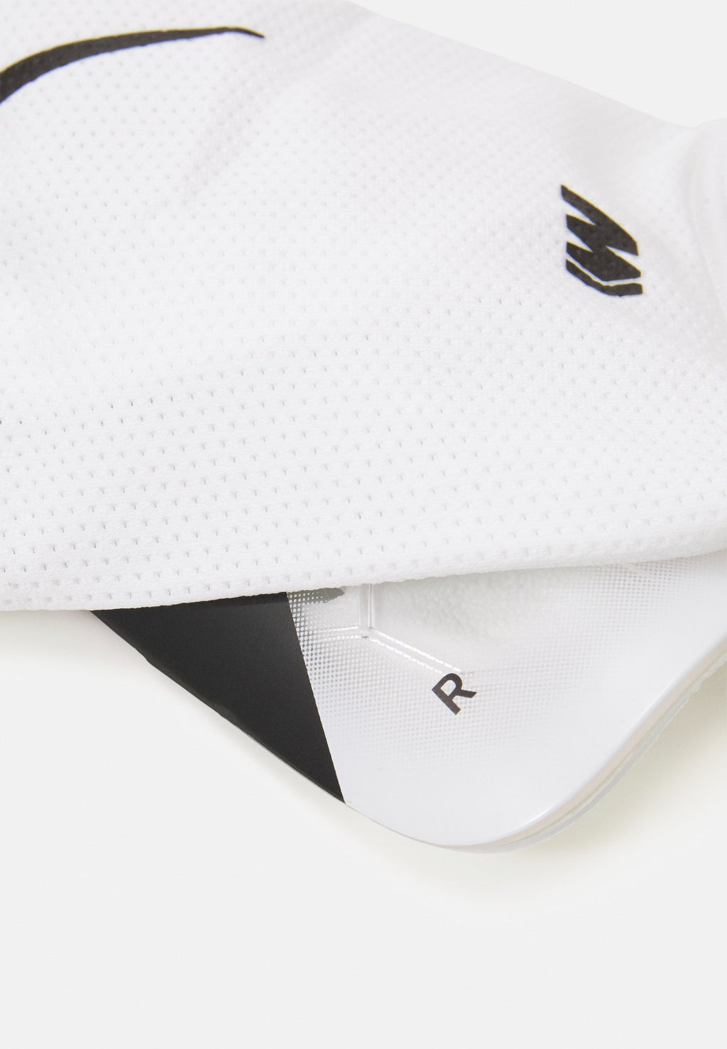 UNISEX - Shin pads - white/black
