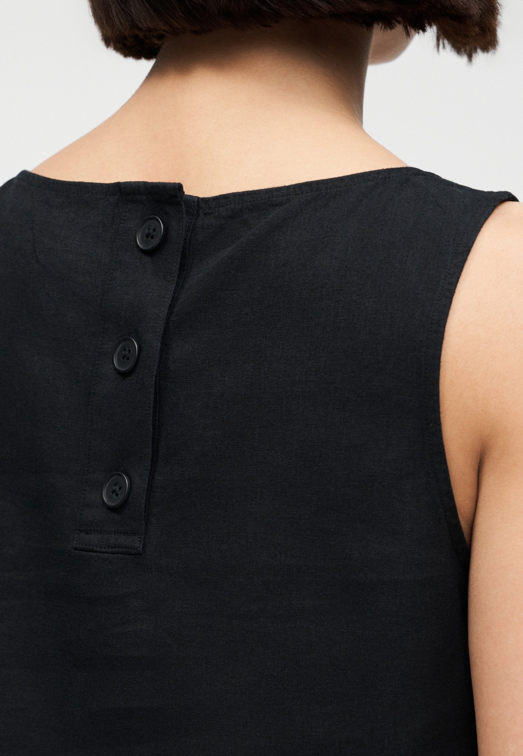 Top - black