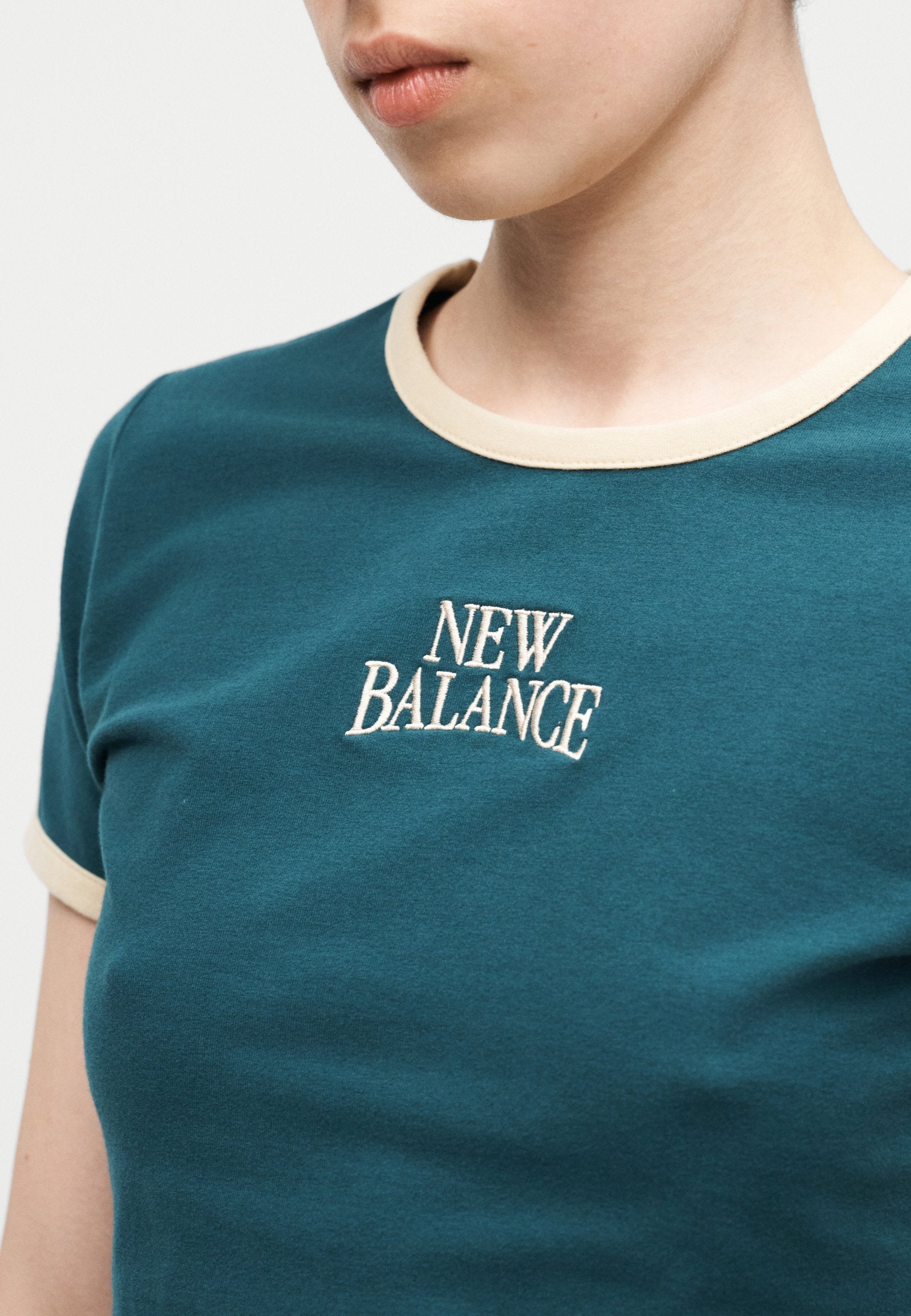 HERITAGE RINGER - Print T-shirt - medusa green
