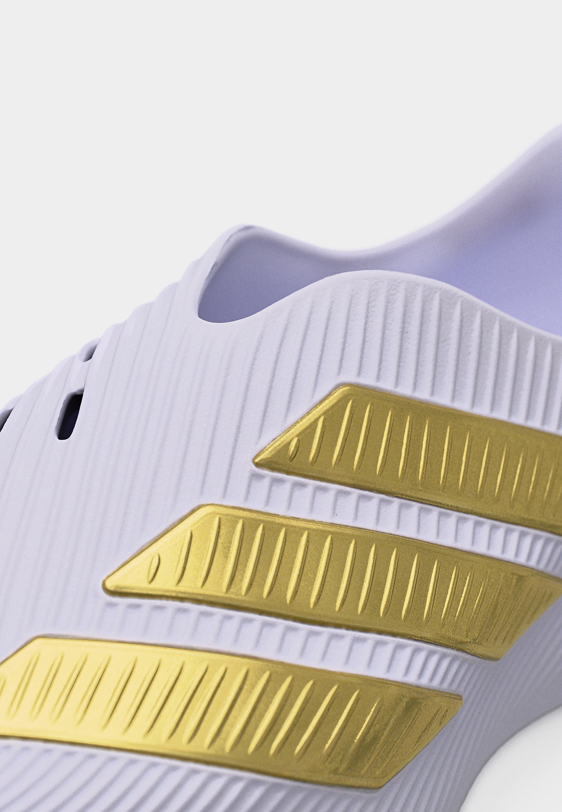 PURECHILL - Training shoe - footwear white/gold-coloured metallic/core black
