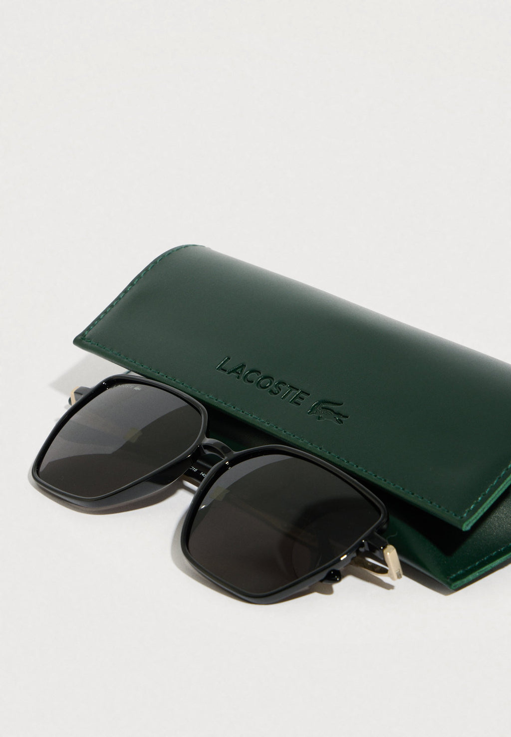 Sunglasses - black
