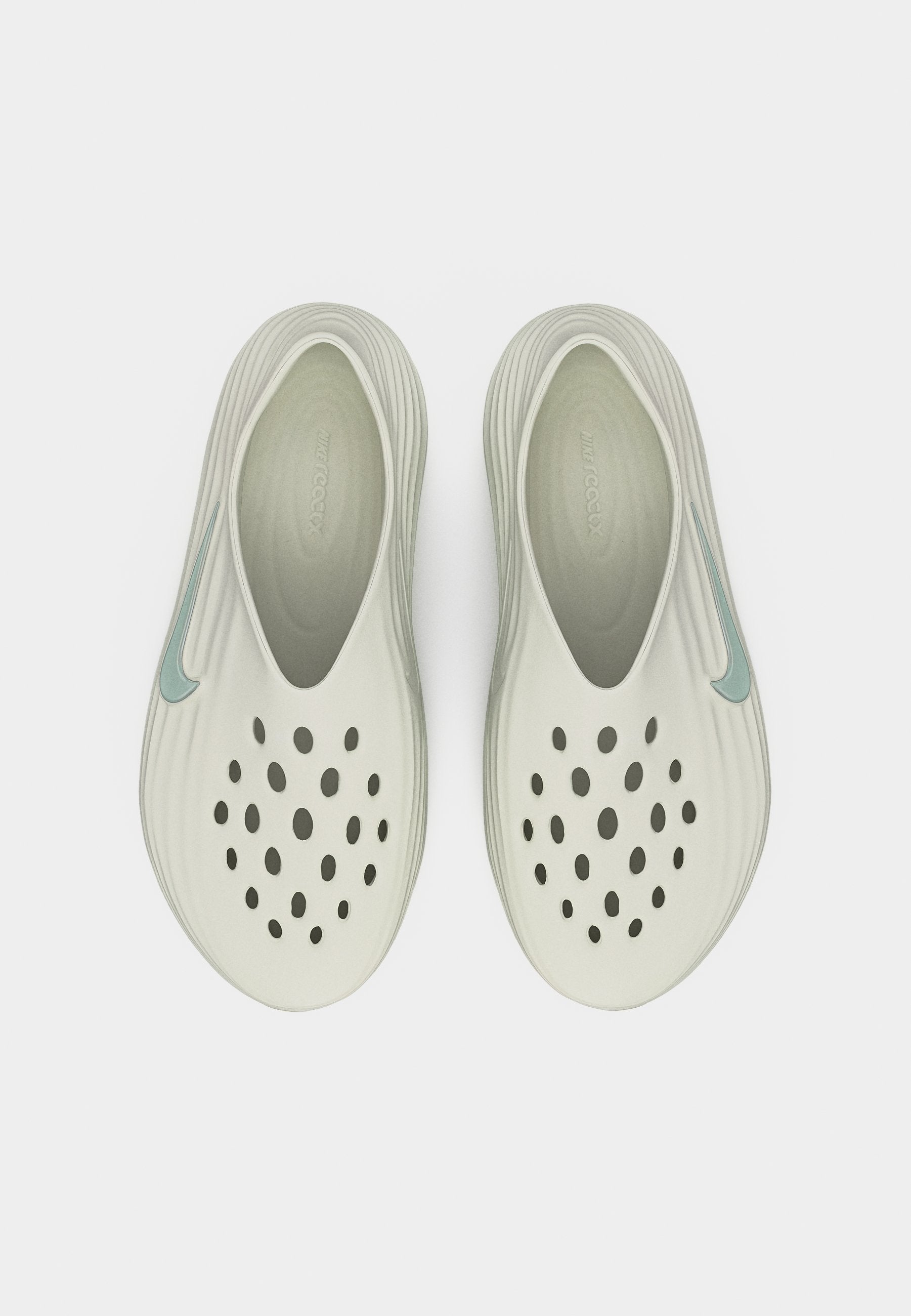 REACTX REJUVEN8 UNISEX - Slip-onlar - spruce aura/açık gümüş rengi