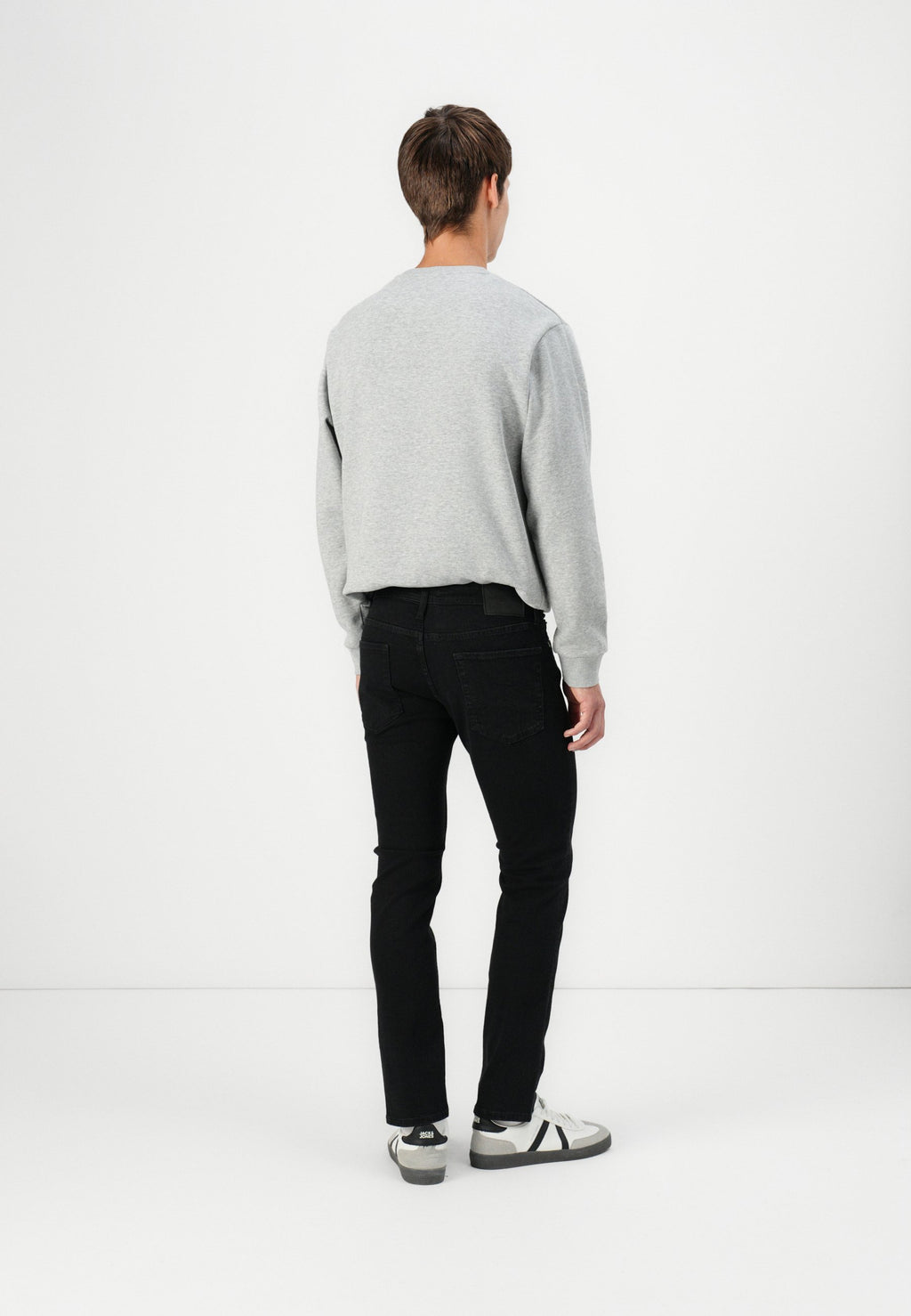 Slim fit JJIGLENN JJBASIC SQ 356 NOOS - Relaxed fit jeans - black denim