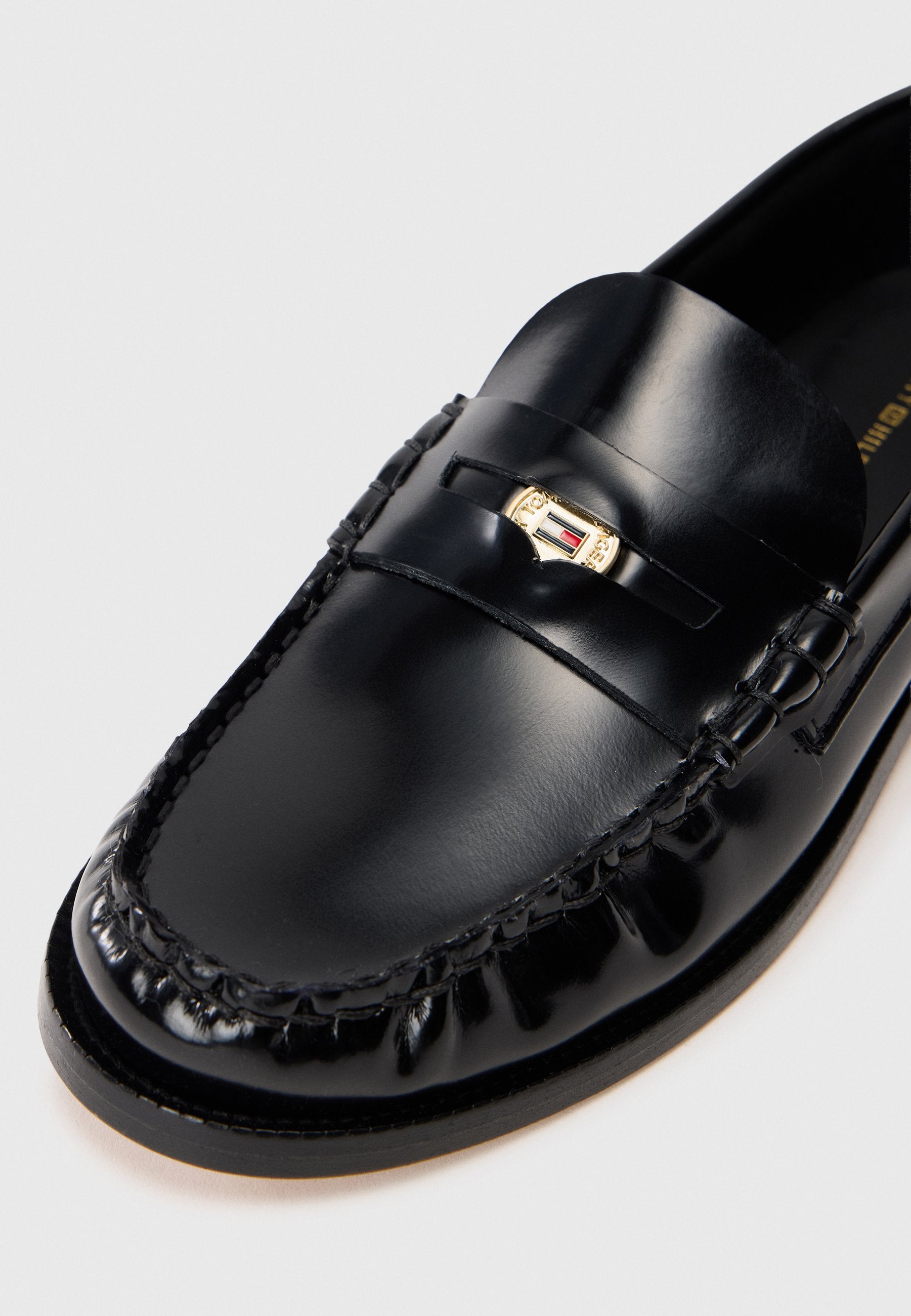PATENT LEATHER CUSHIONED LOAFERS - Slip-ons - black