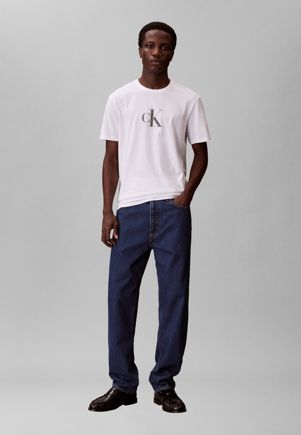 DISTRESS MONOGRAM GRAPHIC TEE - Print T-shirt - bright white