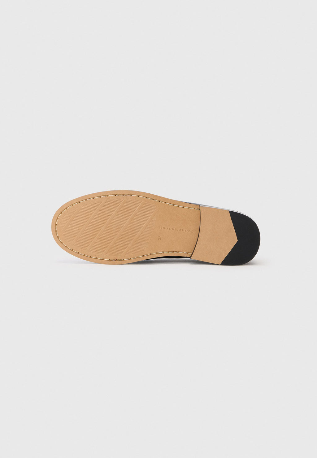 PATENT LEATHER CUSHIONED LOAFERS - Slip-ons - black