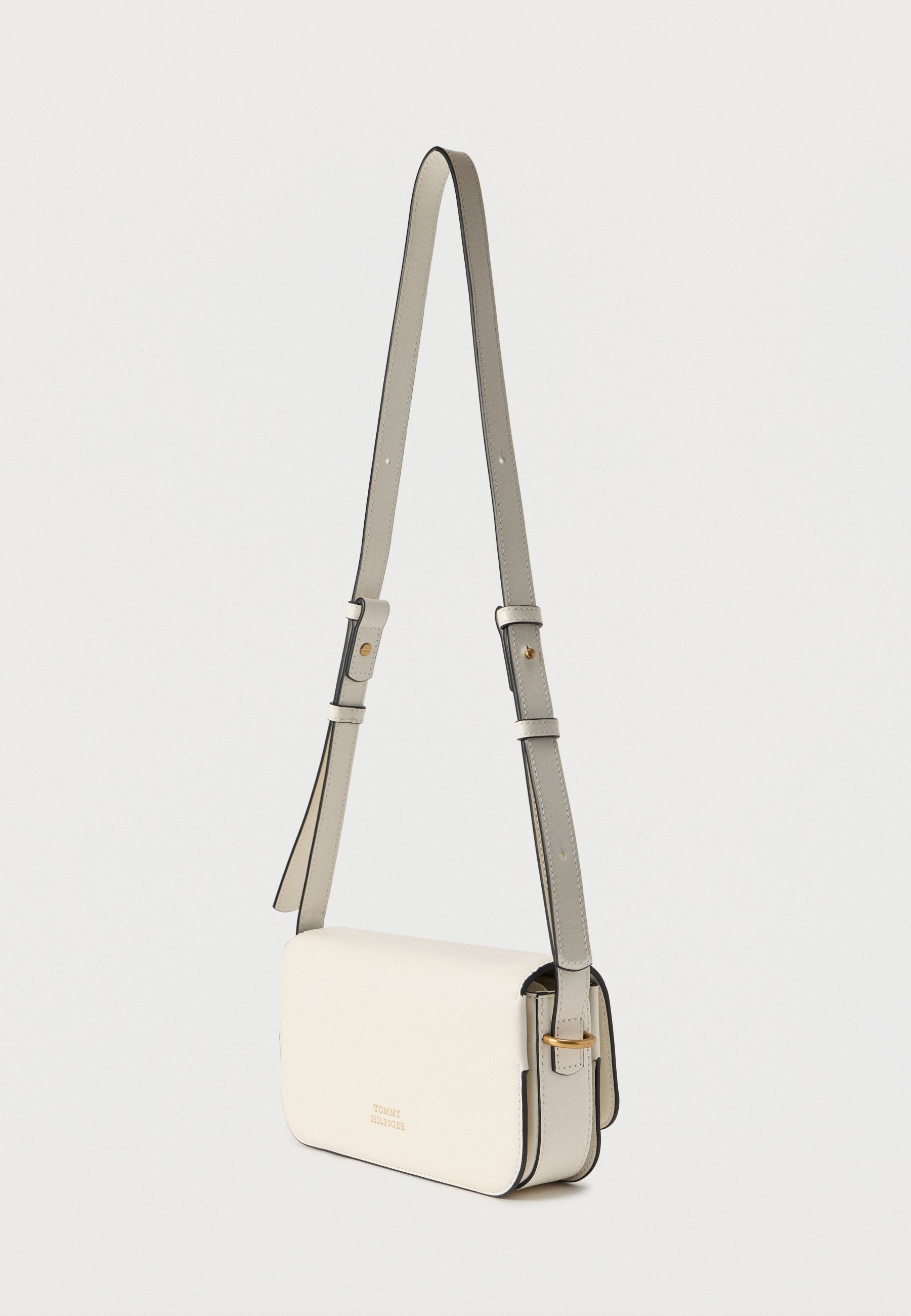 LEATHER FLAP LOGO PLAQUE CROSSBODY BAG - Cross body bag - soft cream