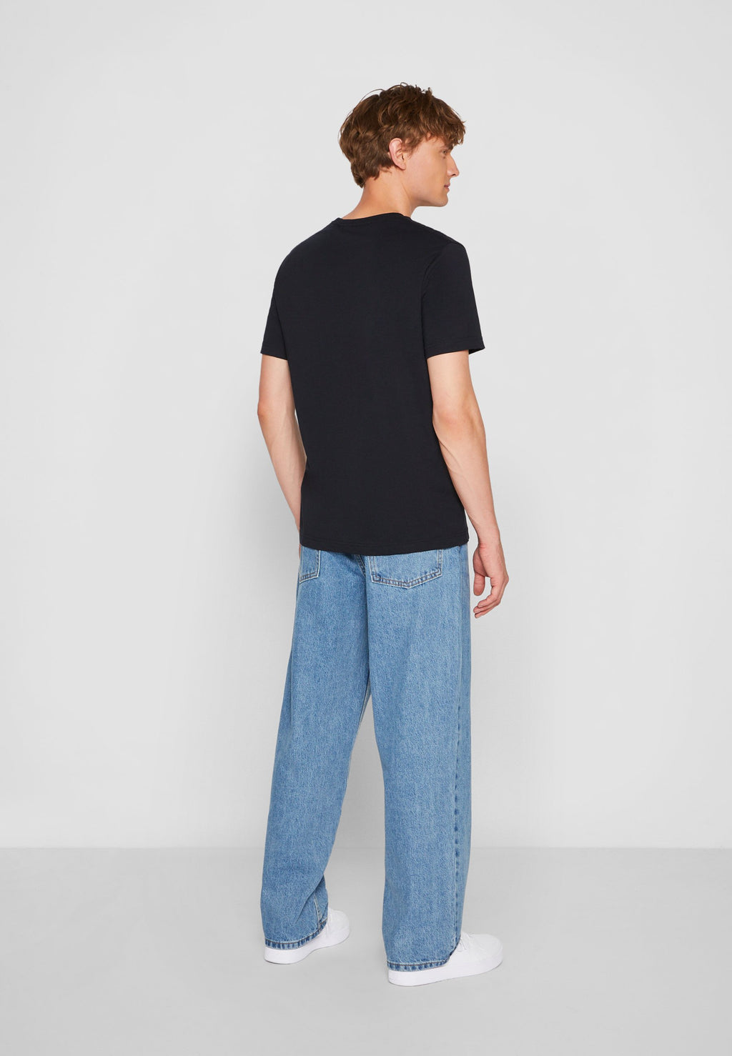 REG SHIELD SS T-SHIRT - Basic T-shirt - black