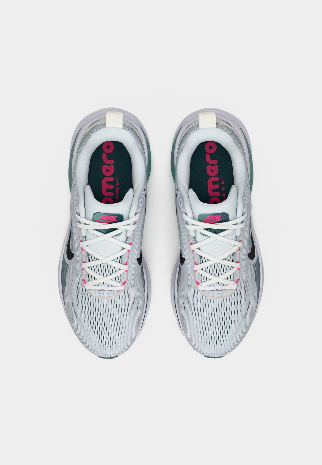 VOMERO UNISEX - Chaussures de running sur route - blanc/noir/ardoise minérale/minéral/rose vif