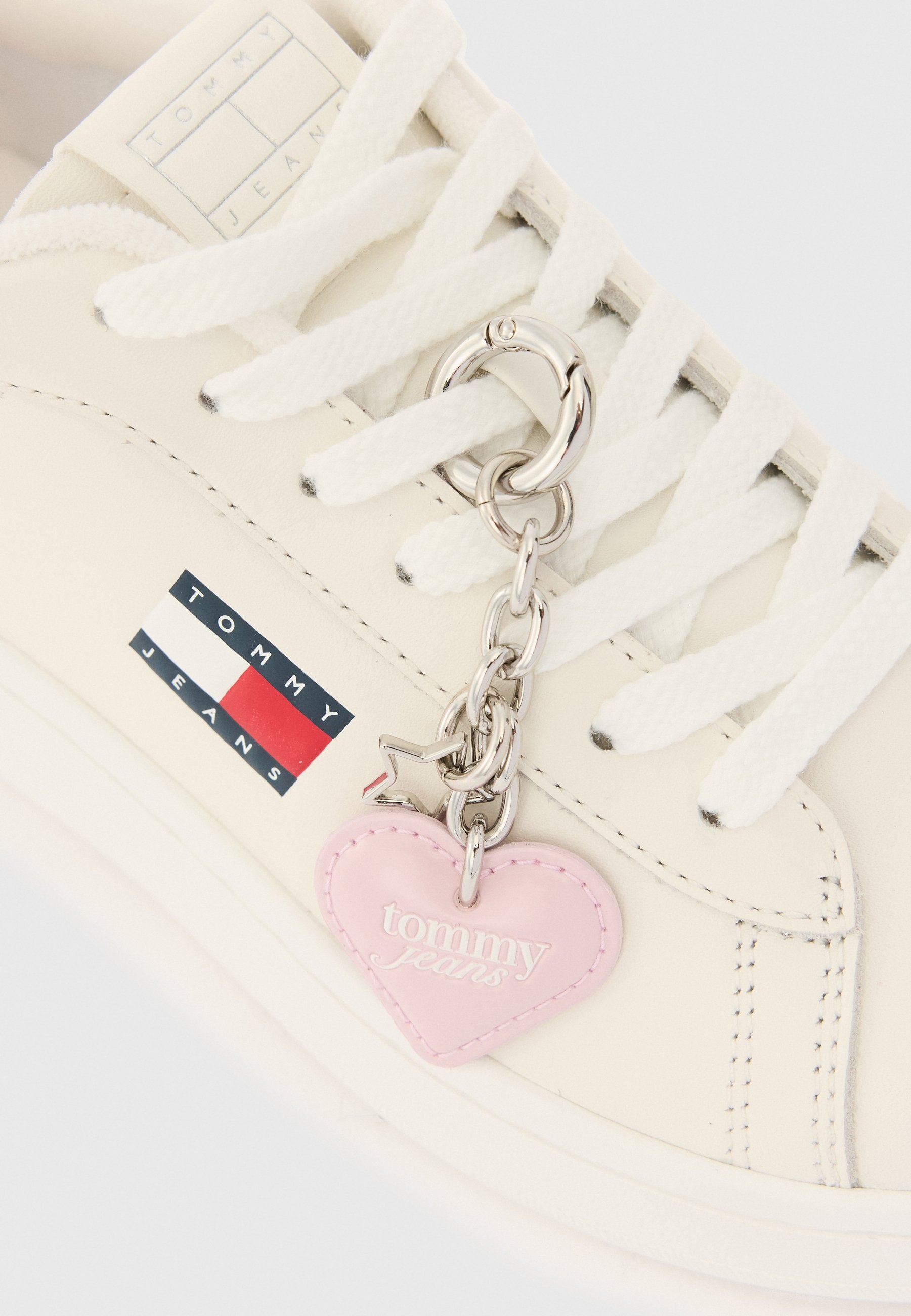 ARCHIVE COURT HEART CHARM LEATHER TRAINERS - Trainers - ecru