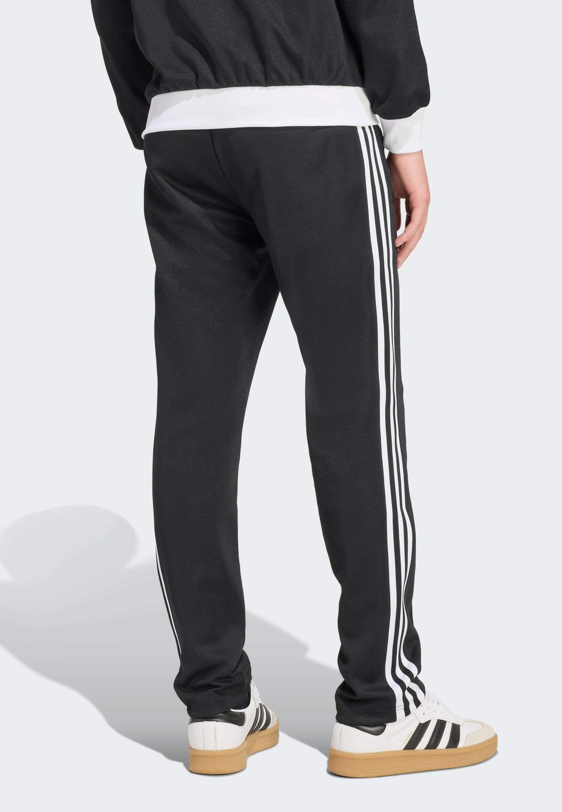 CLASSIC TP - Tracksuit bottoms - black