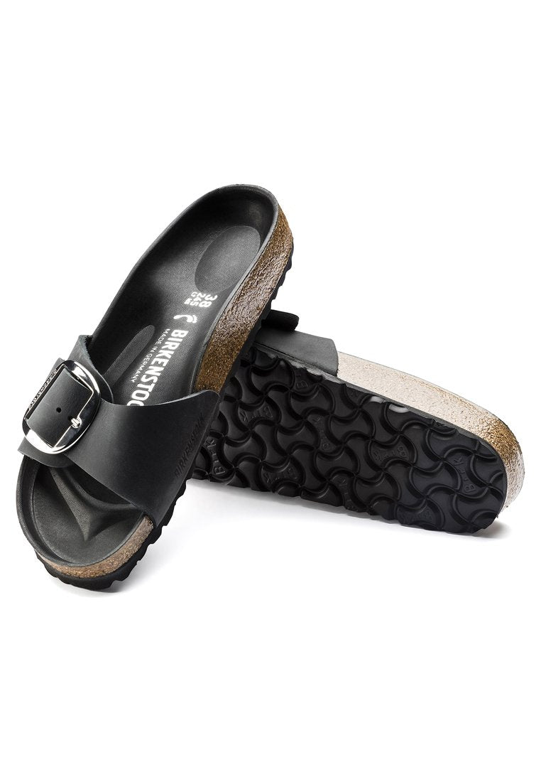 MADRID BIG BUCKLE REGULAR - صنادل - أسود