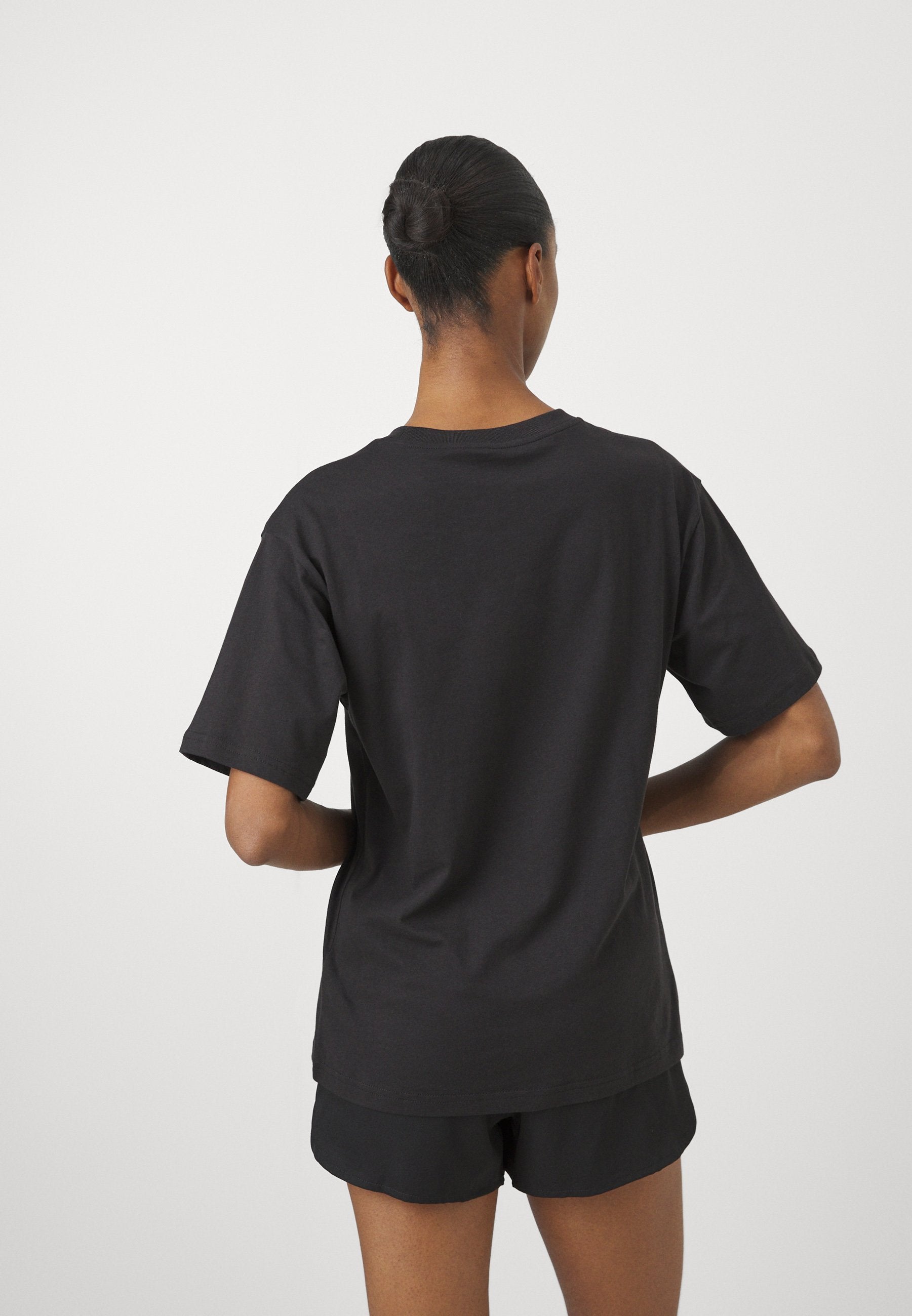 RELAXED TEE - Basic T-shirt - black