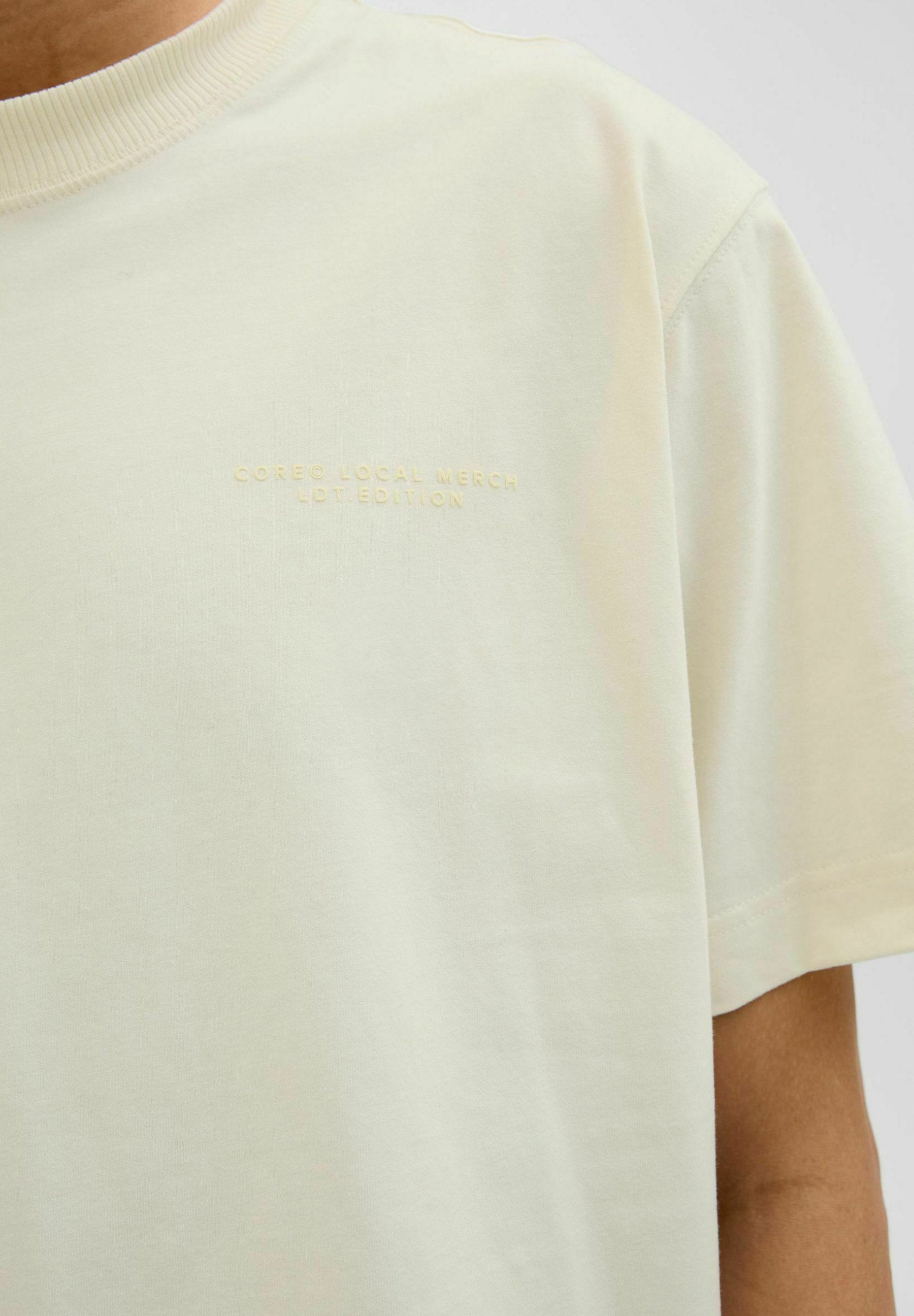Backprintet - Print T-shirt - sweet corn