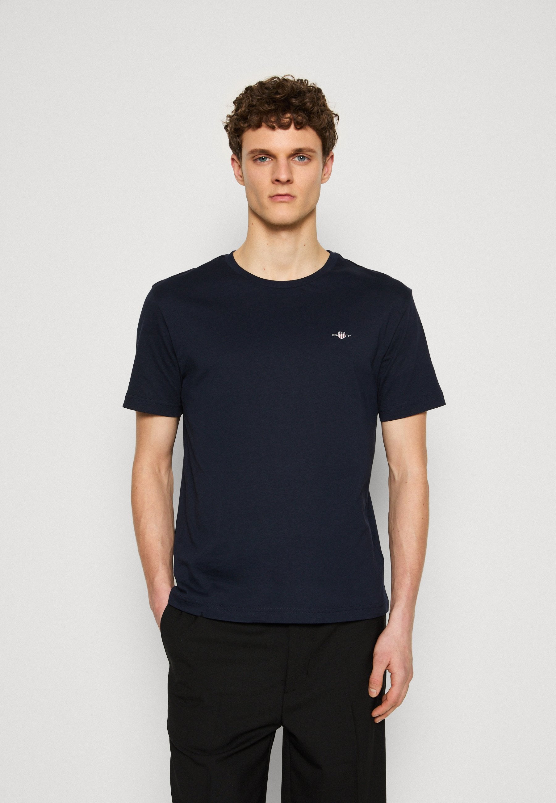 PRINTED ARCHIVE SHIELD - Basic T-shirt - evening blue