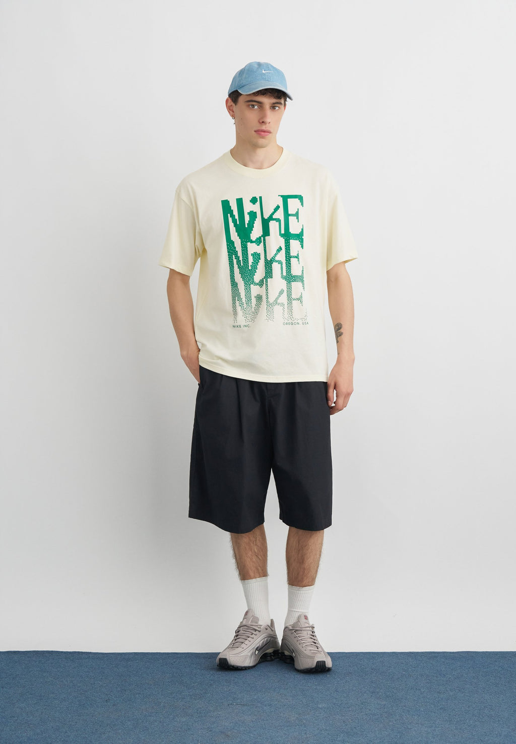 TEE - Print T-shirt - coconut milk