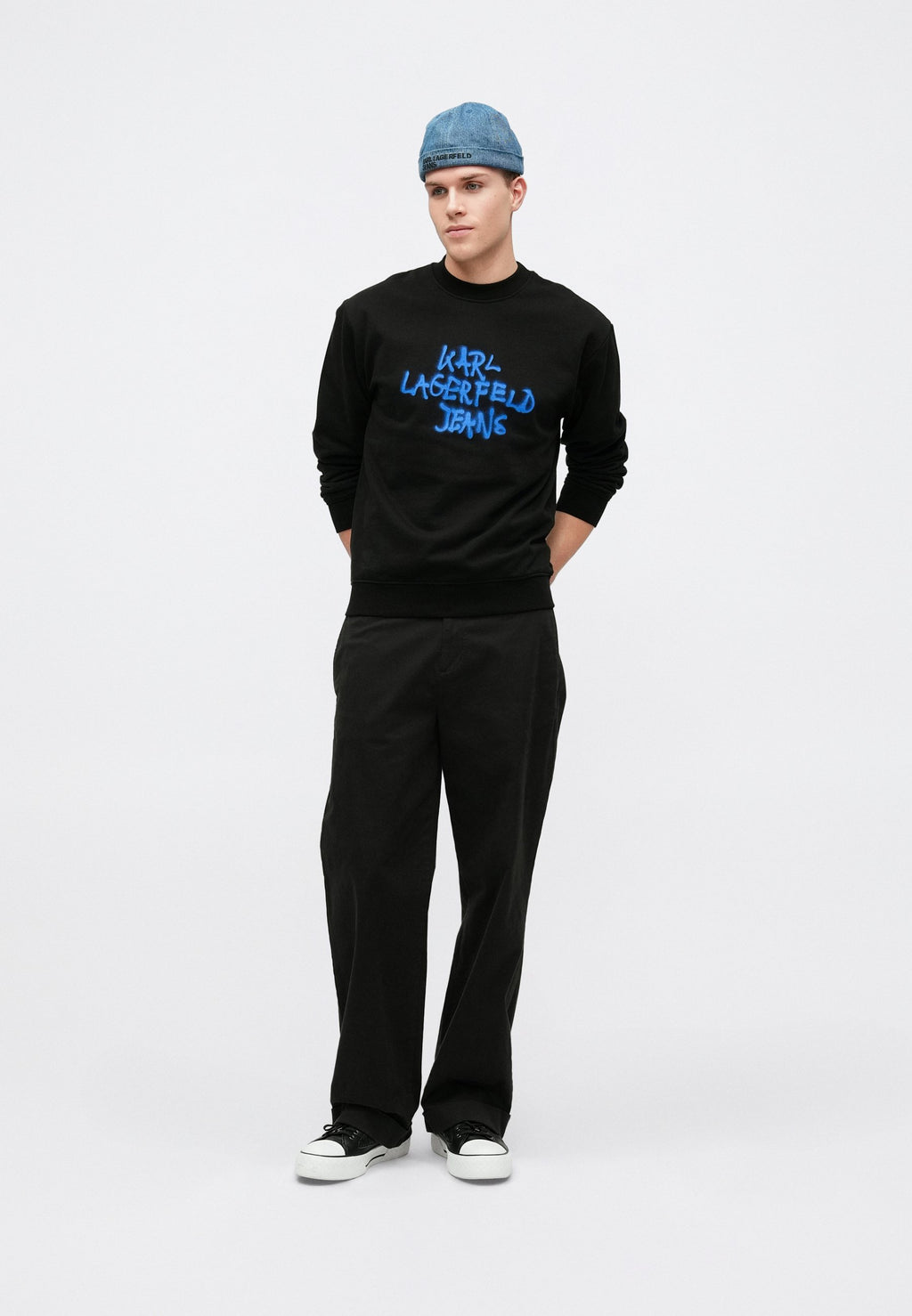 GRAFFITI - Sweatshirt - black