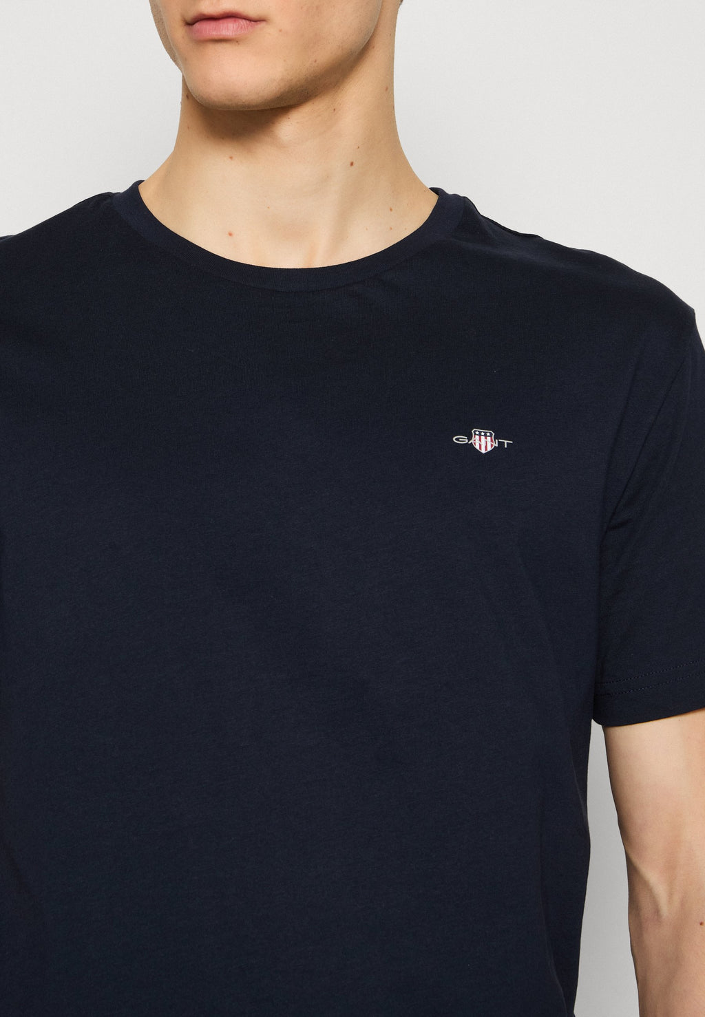 PRINTED ARCHIVE SHIELD - Basic T-shirt - evening blue