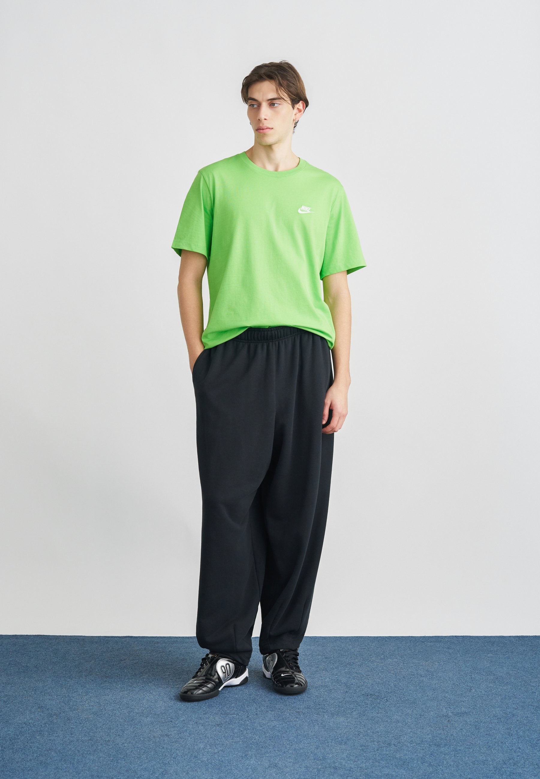 CLUB TEE - Basic T-shirt - mean green
