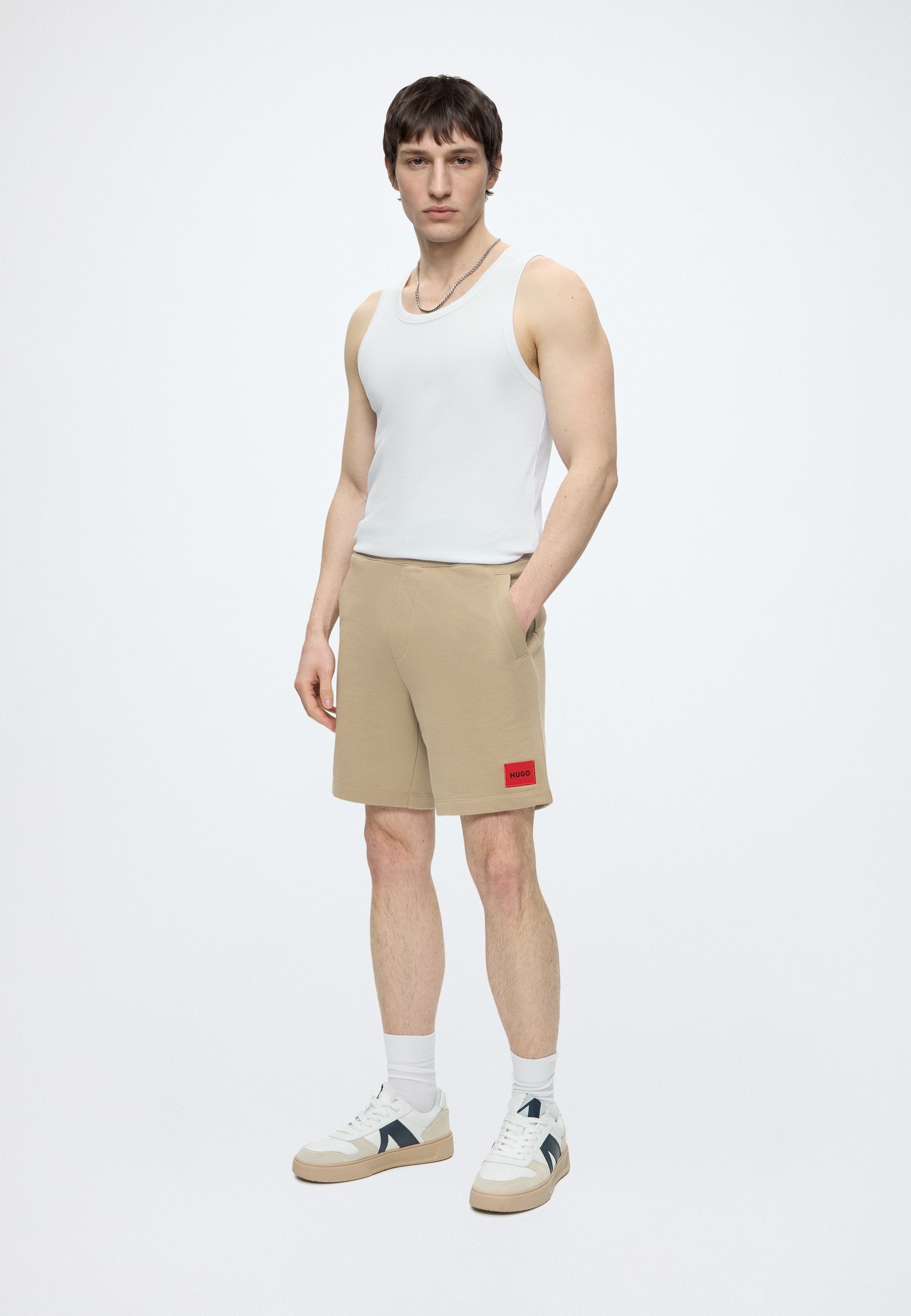 DIZ - Shorts - beige overflow