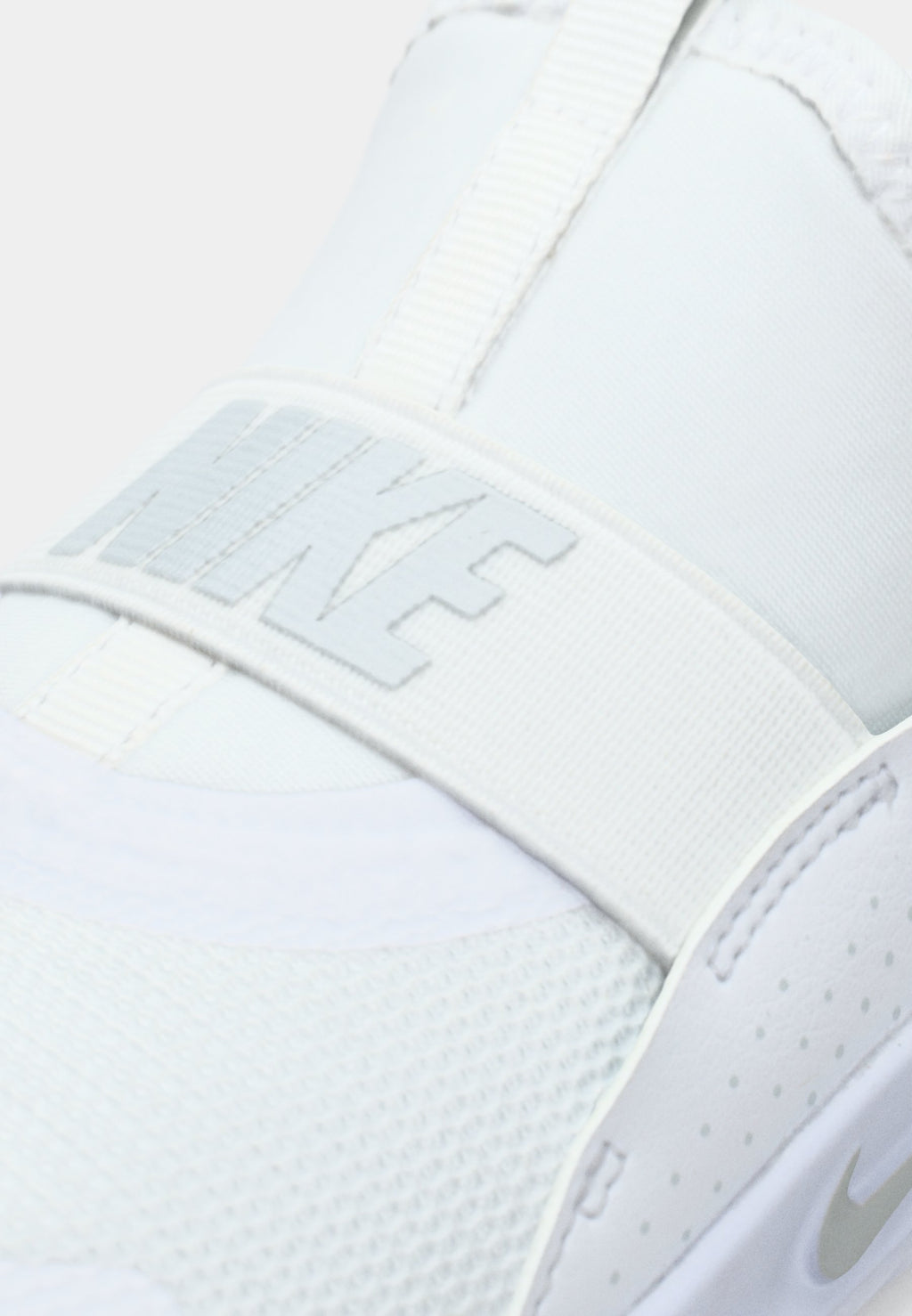 FLEX RUNNER UNISEX - Road running shoes - white/platinum-coloured tint