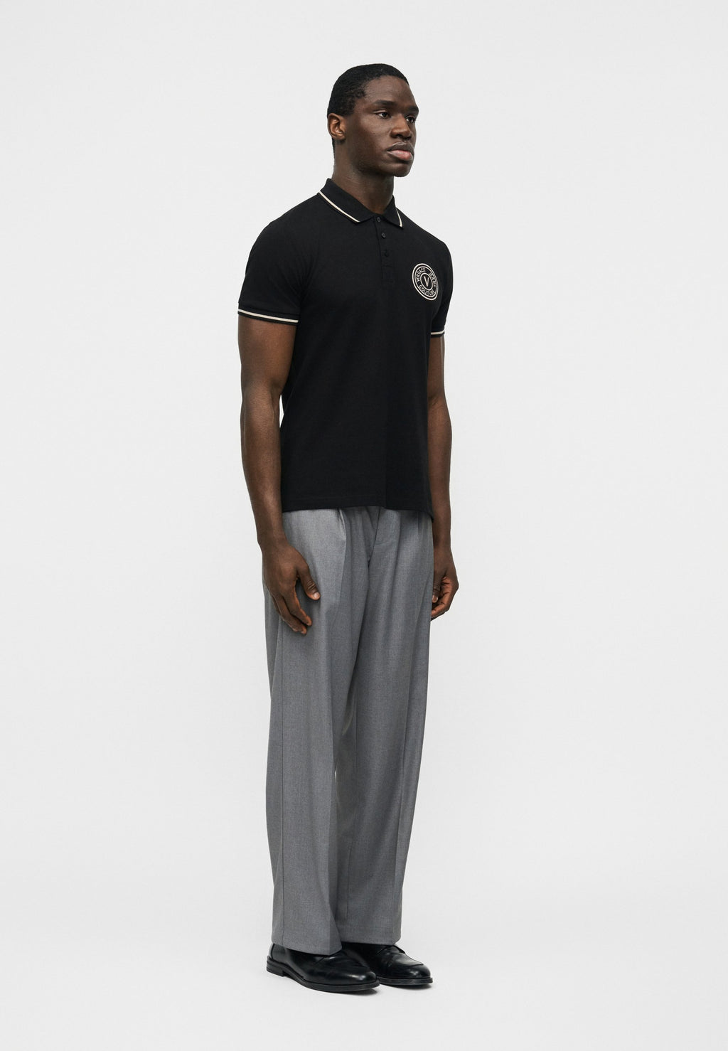 EMBLEM EMBRO - Polo shirt - black