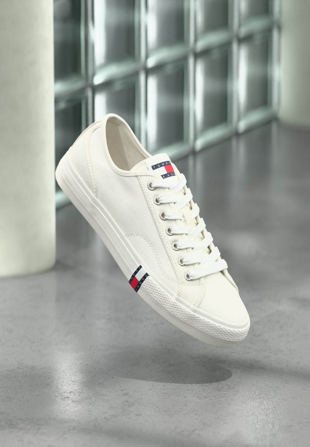 ARCHIVE FLAG STRIPE CANVAS TRAINERS - Trainers - ecru