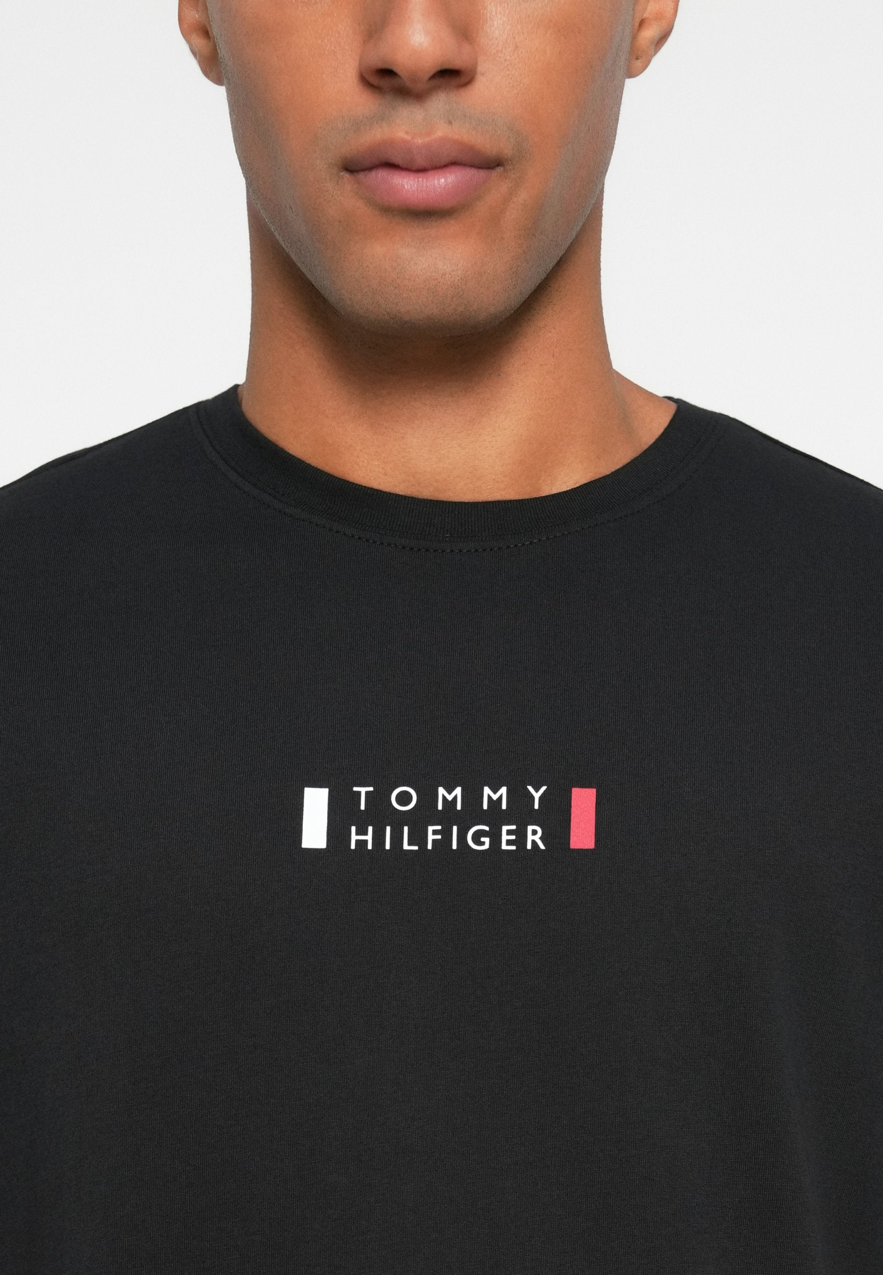 BRAND LOVE SMALL CENTER TEE - Basic T-shirt - black