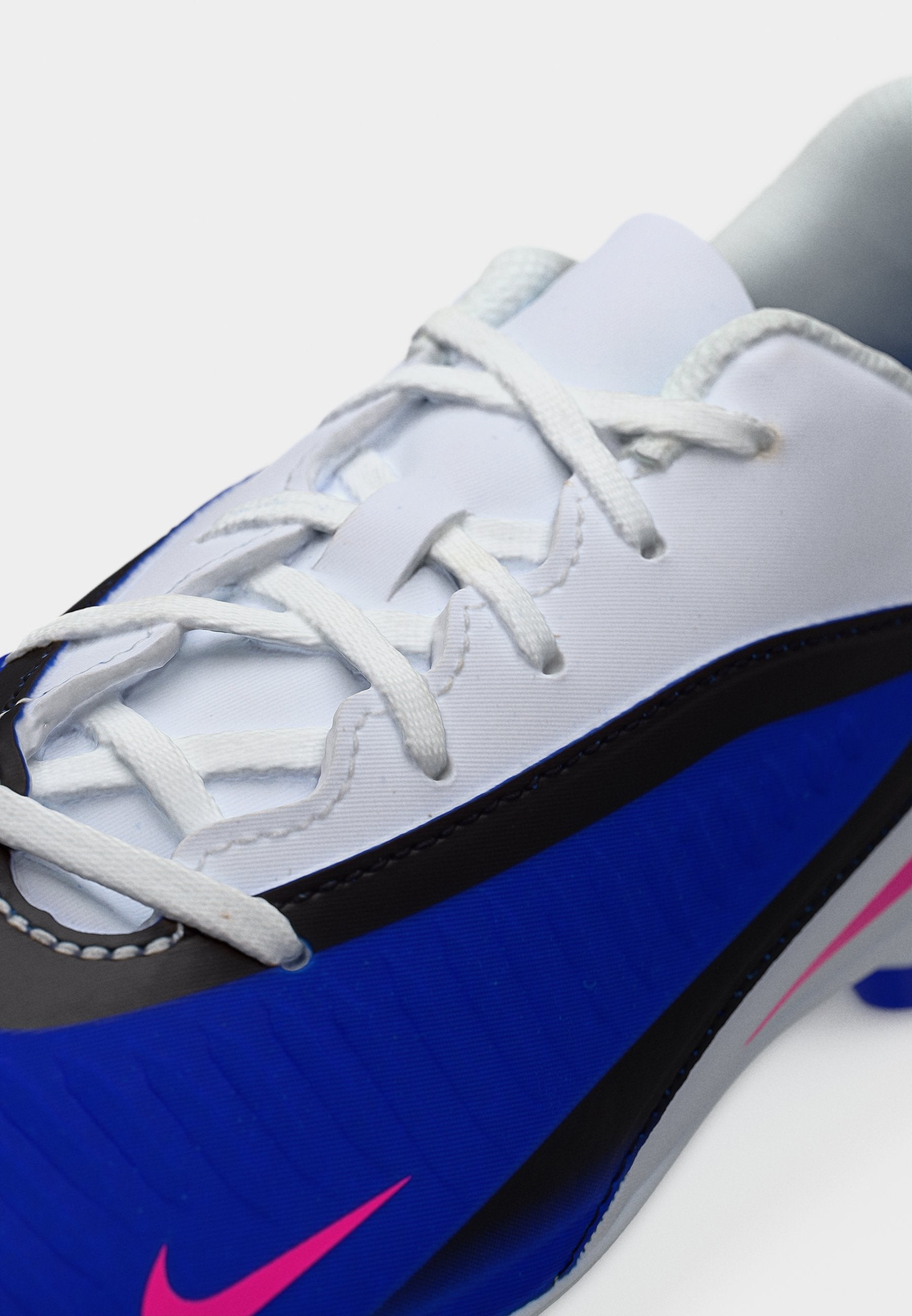 PHANTOM 6 LOW CLUB FG/MG UNISEX - Football boots artificial grass - racer blue/pink blast/white