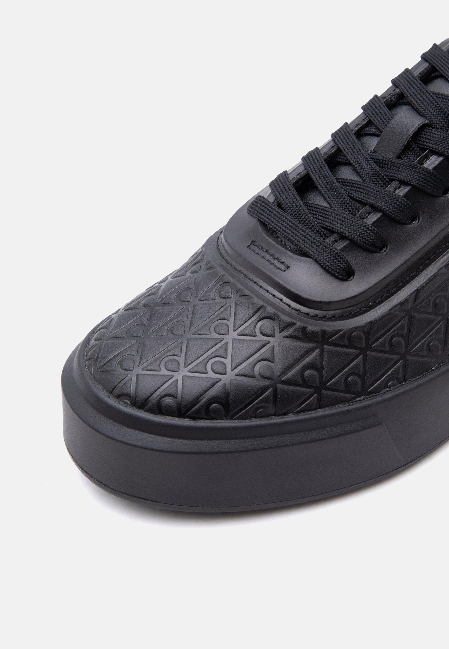 BASKET CUP - Trainers - triple black
