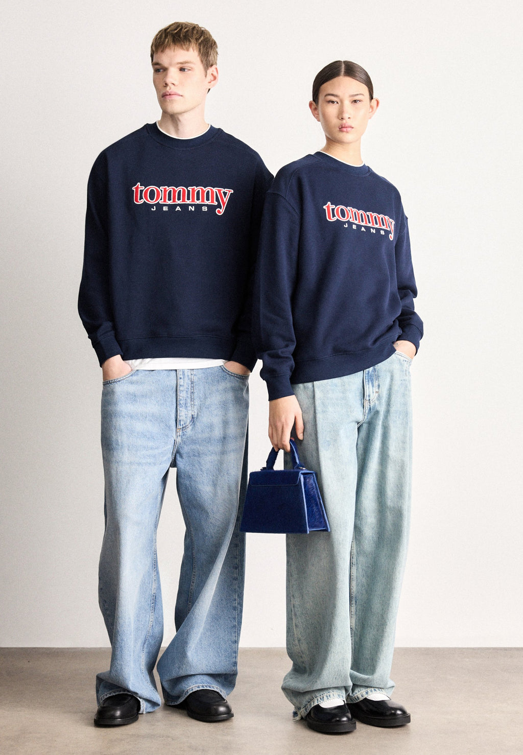 90S LOGO APPLIQUÉ FLEECE SWEATSHIRT - سترة - أزرق داكن ليلي