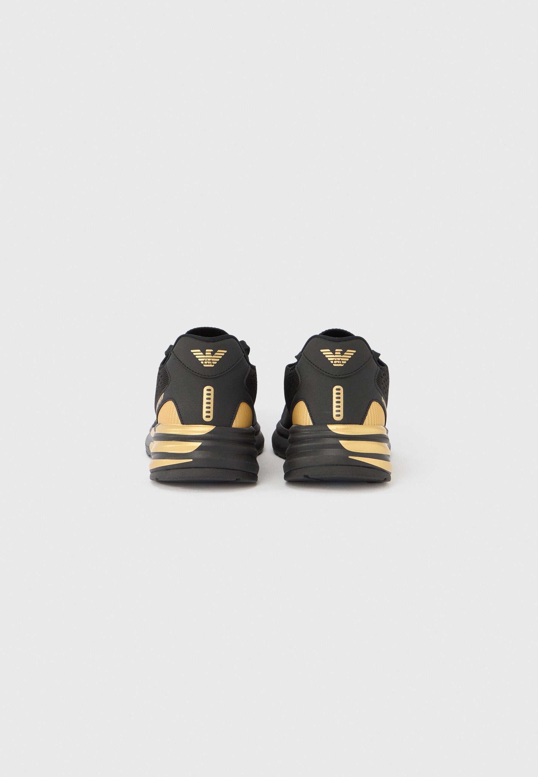 CRUSHER UNISEX - Trainers - triple black/gold-coloured