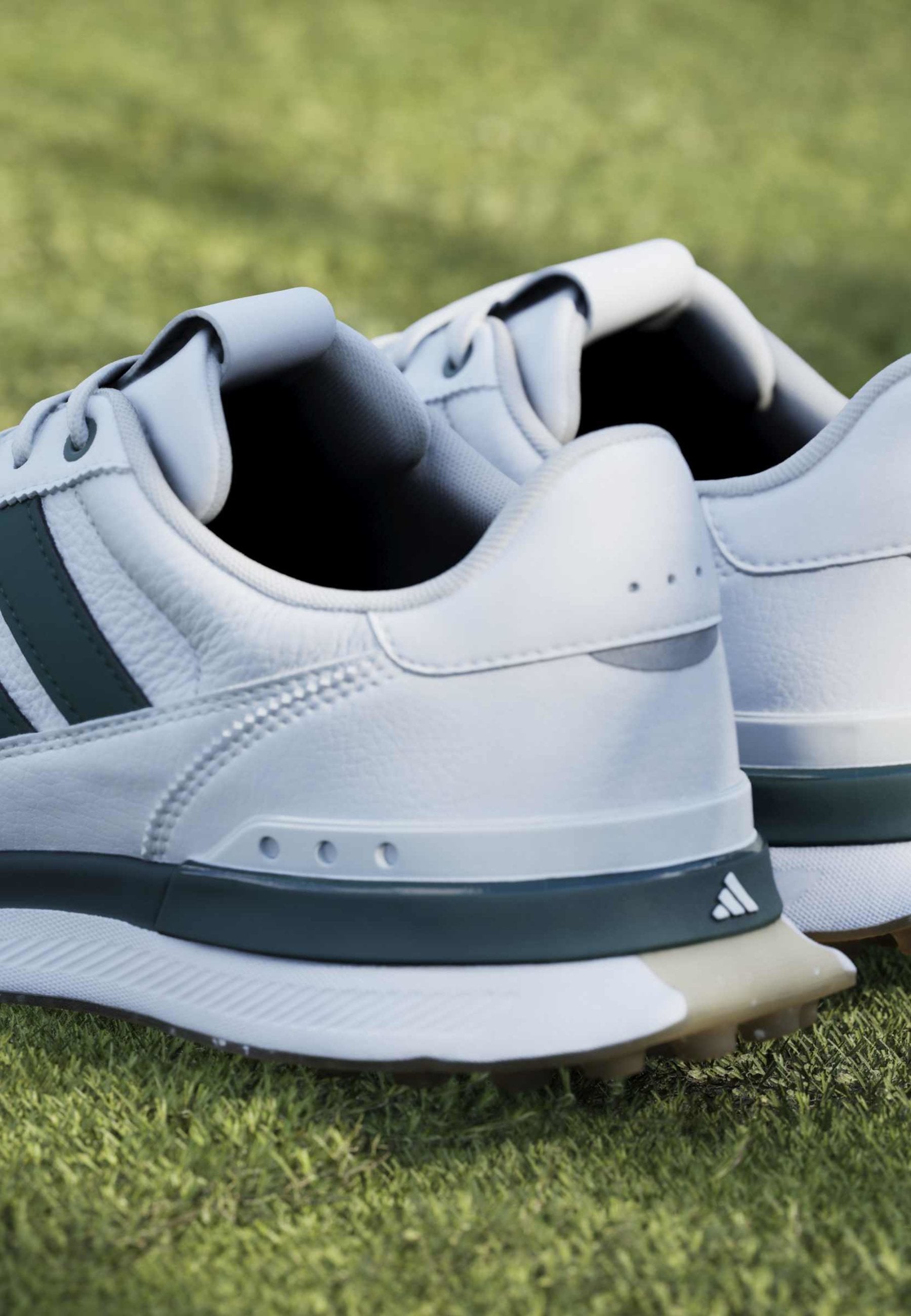 S2G 26 LEATHER - Chaussures de golf (sans crampons) - blanc nuage/vert collégial/gomme