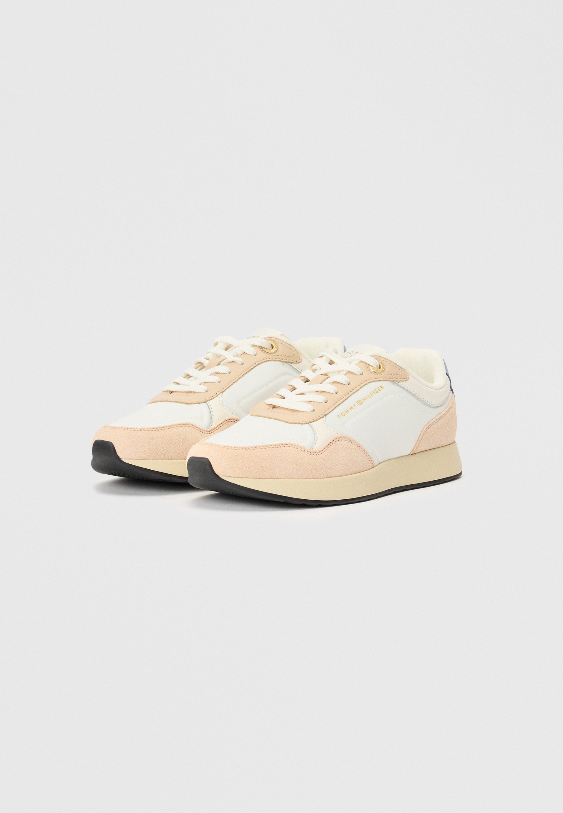 Trainers - ecru
