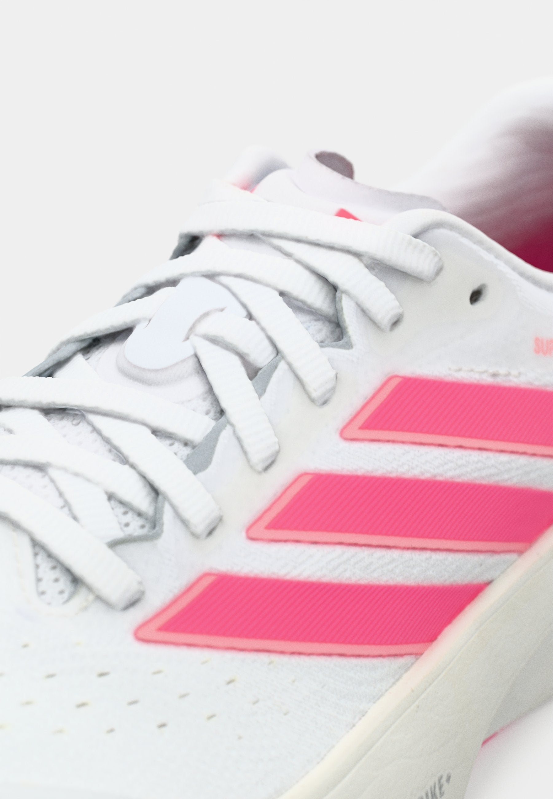 SÜPERNOVA RISE 3 W - Yol koşu ayakkabısı - footwear white/lucid pink/crystal white