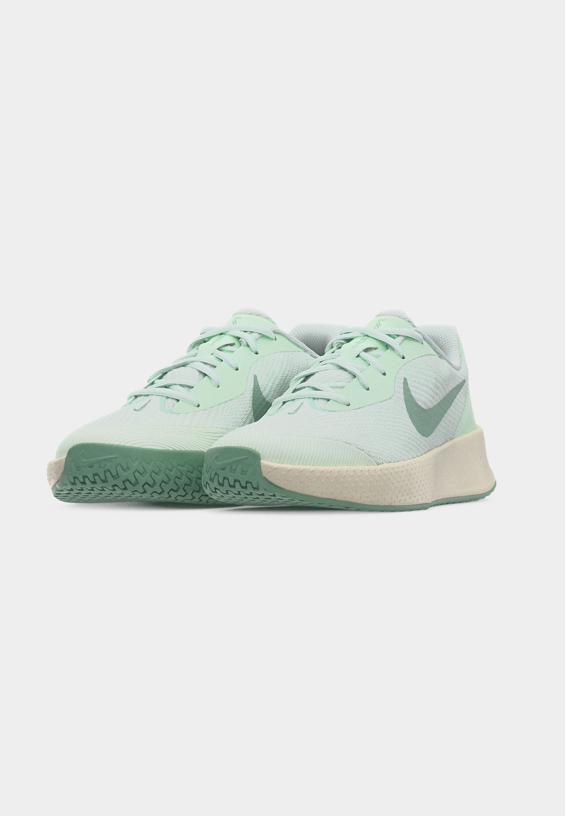 VAPOR LITE 3 HC - Multicourt tennis shoes - barely green/steam/sea glass